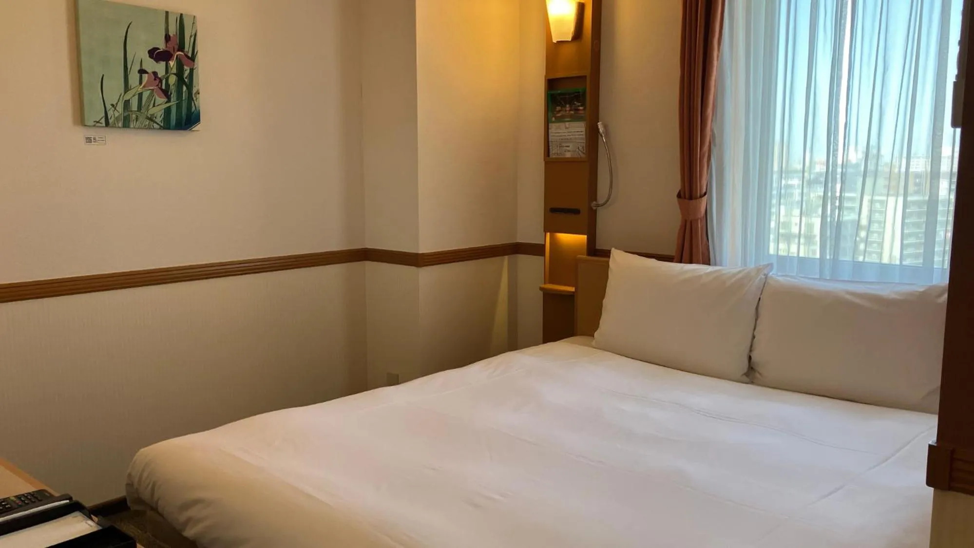 Bedroom in Toyoko Inn Tokyo Shinagawa Aomono-yokocho-eki