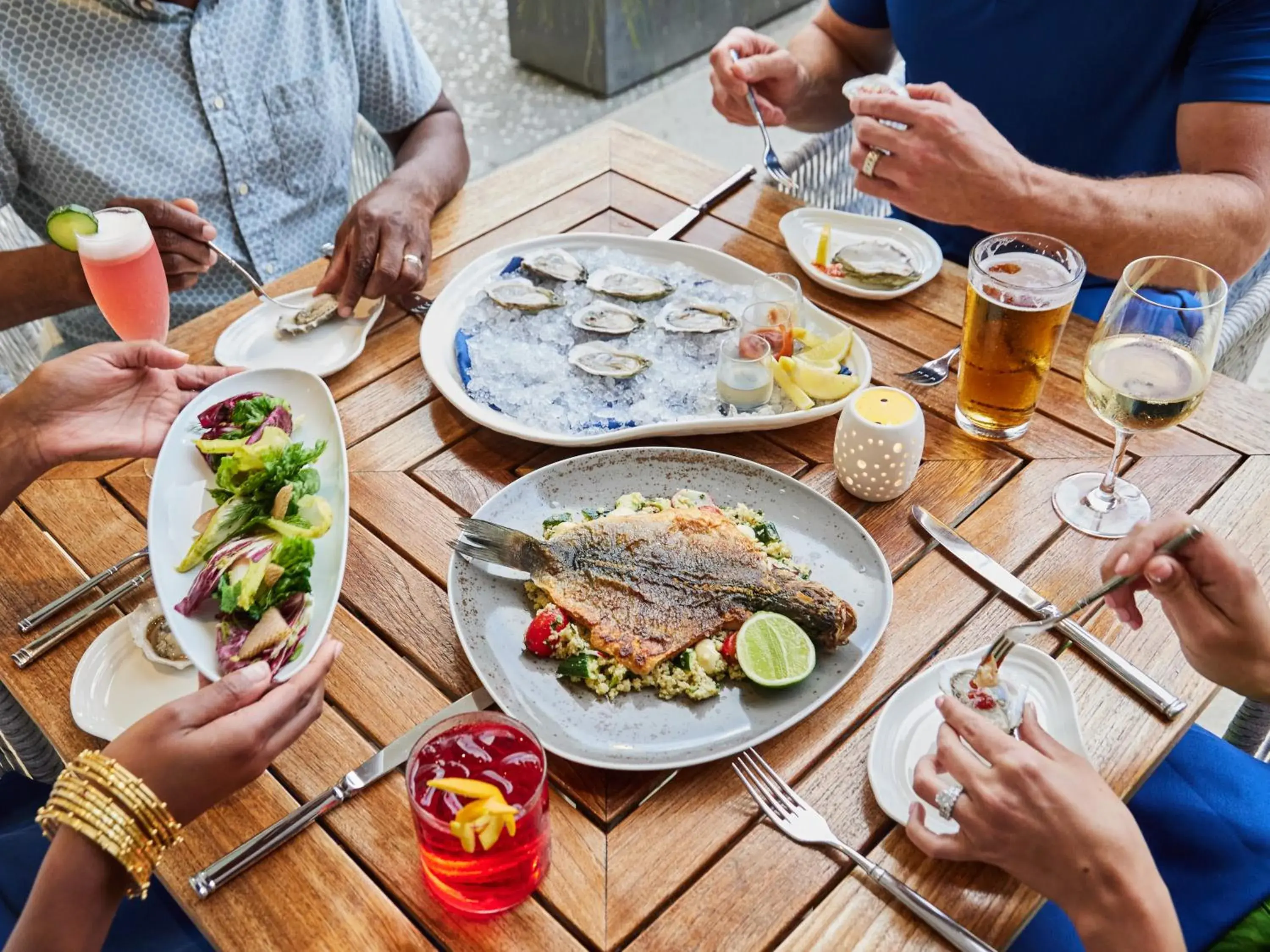 Restaurant/places to eat in Wild Dunes Resort - Residences at Sweetgrass Restaurant/places to eat in Wild Dunes Resort - Residences at Sweetgrass