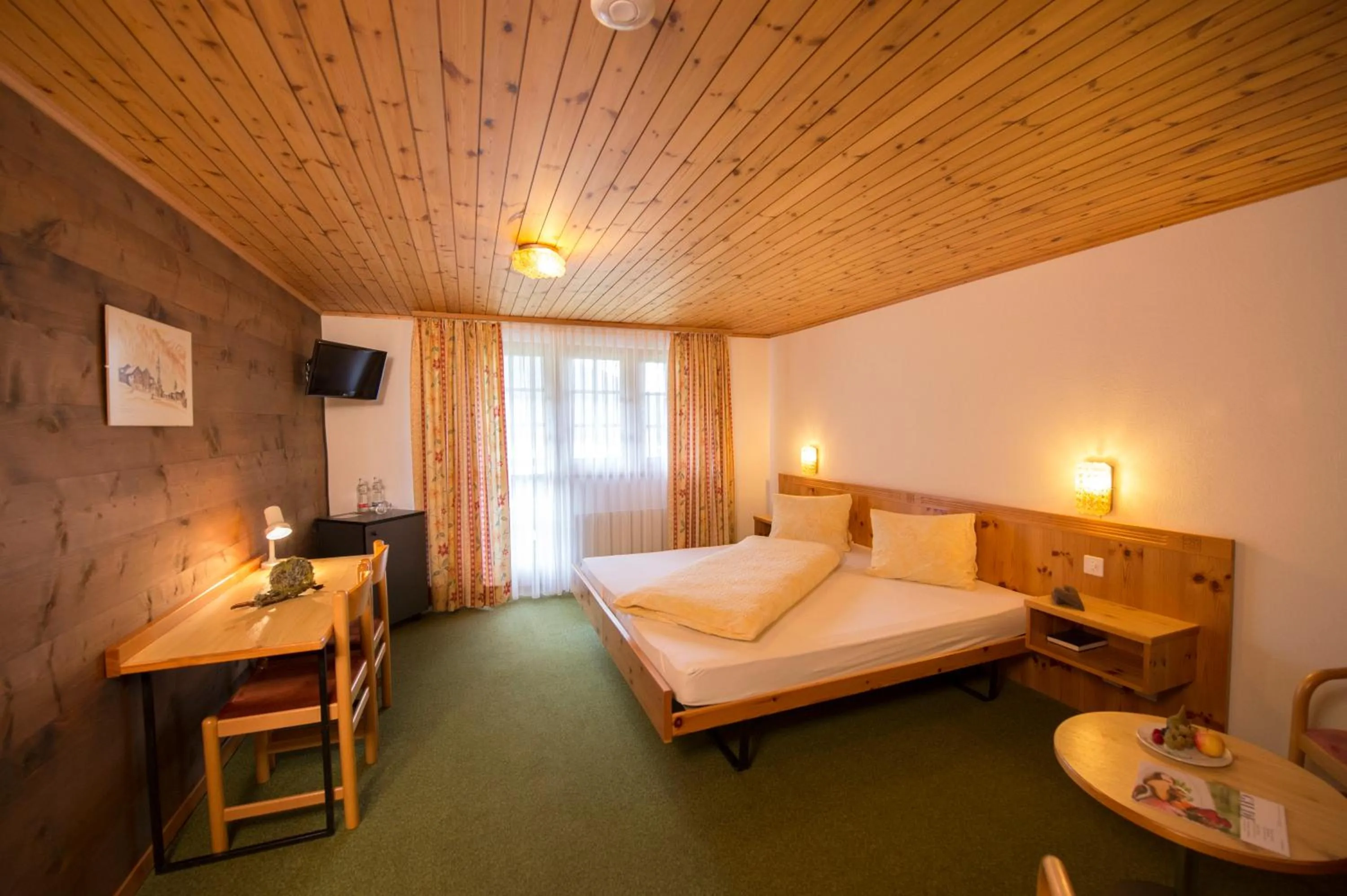 Bedroom, Bed in Hotel Tenne