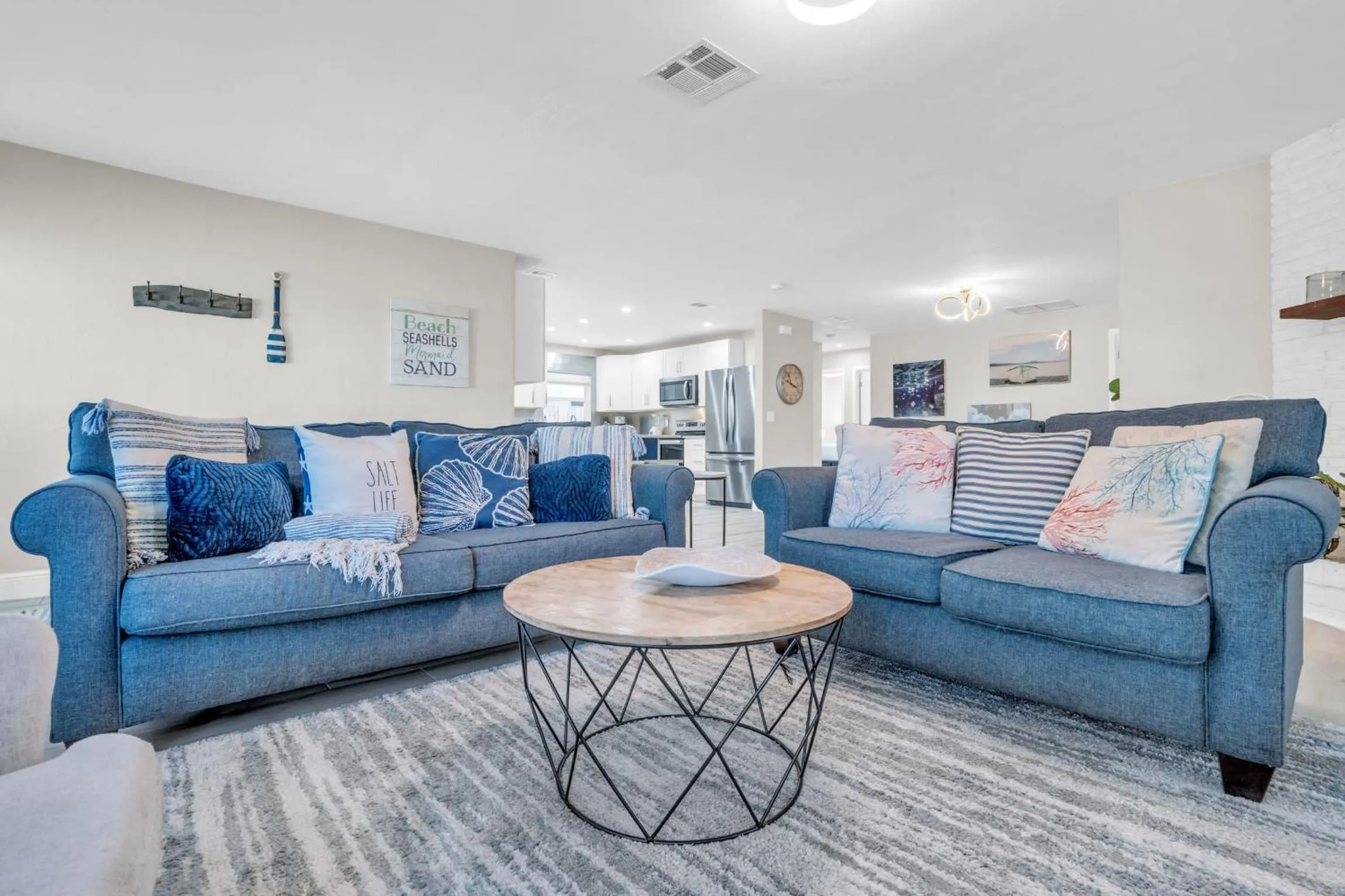 Relax Poolside & Walk or Bike to the Beach From This Amazing Naples Pool Home!