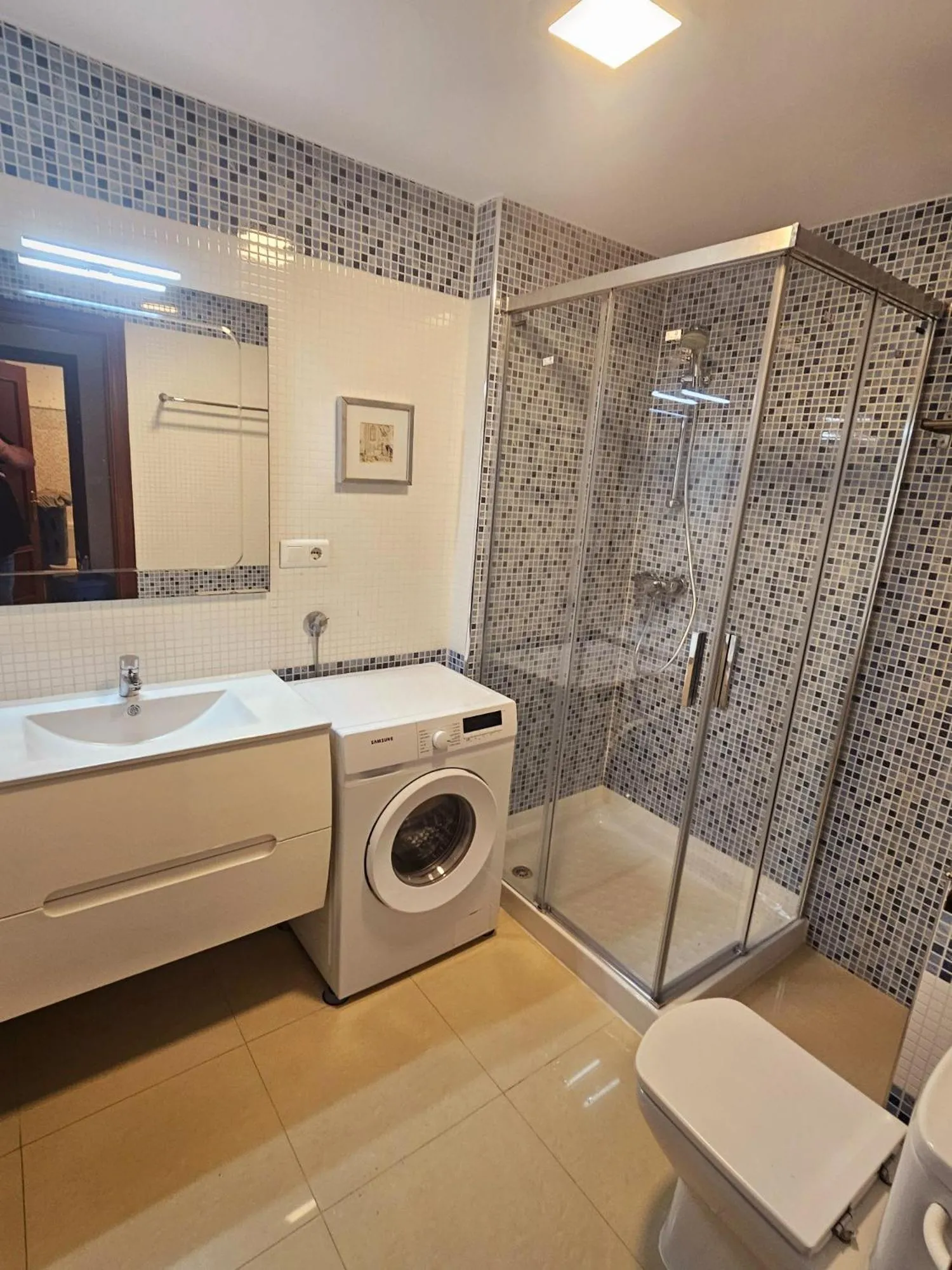 Bathroom in R1345 Carabeo 1-42, Access to the Beach