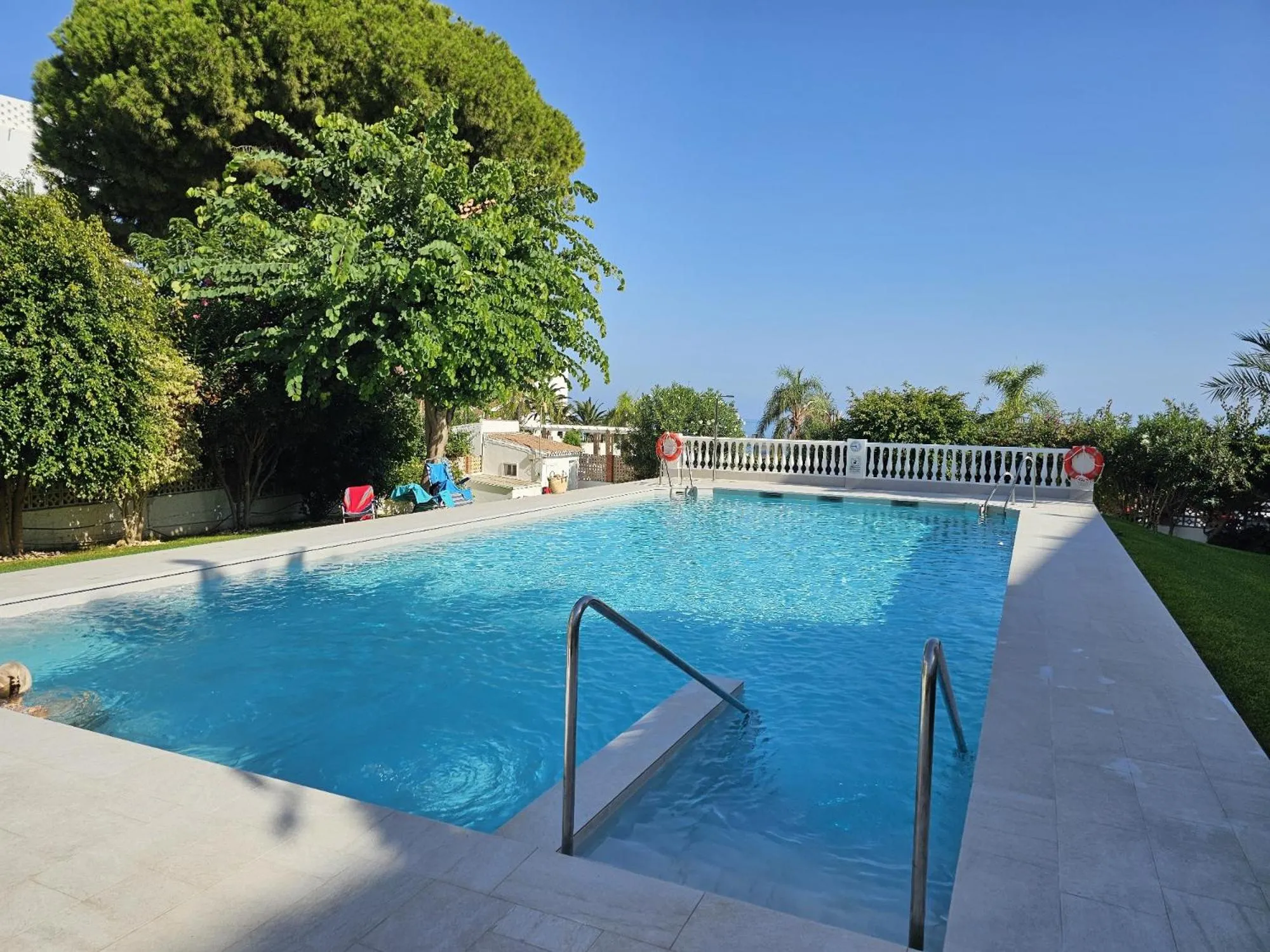 Swimming pool in R1345 Carabeo 1-42, Access to the Beach