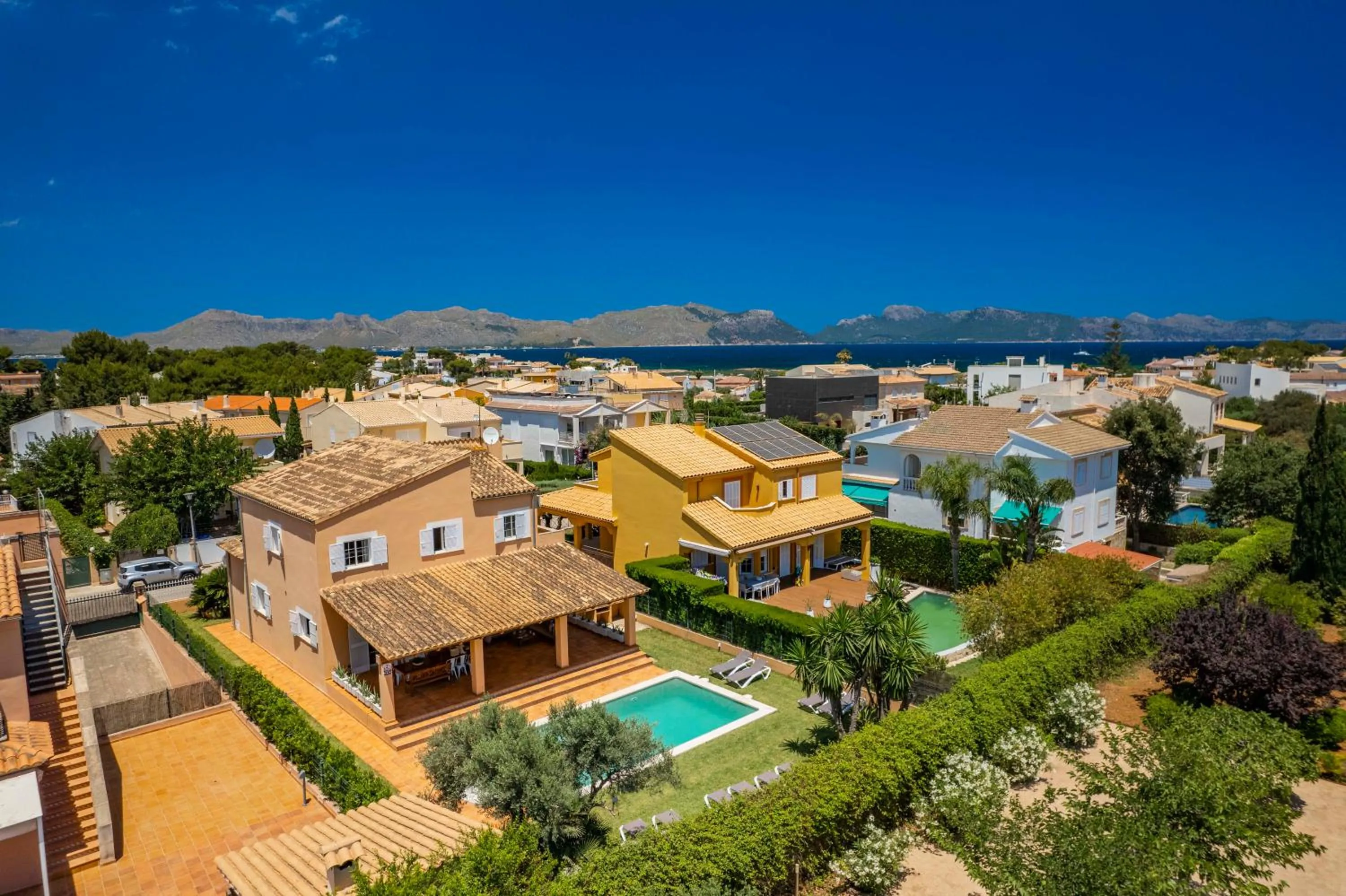 Villa Joana Barcares for 10 with swimming pool