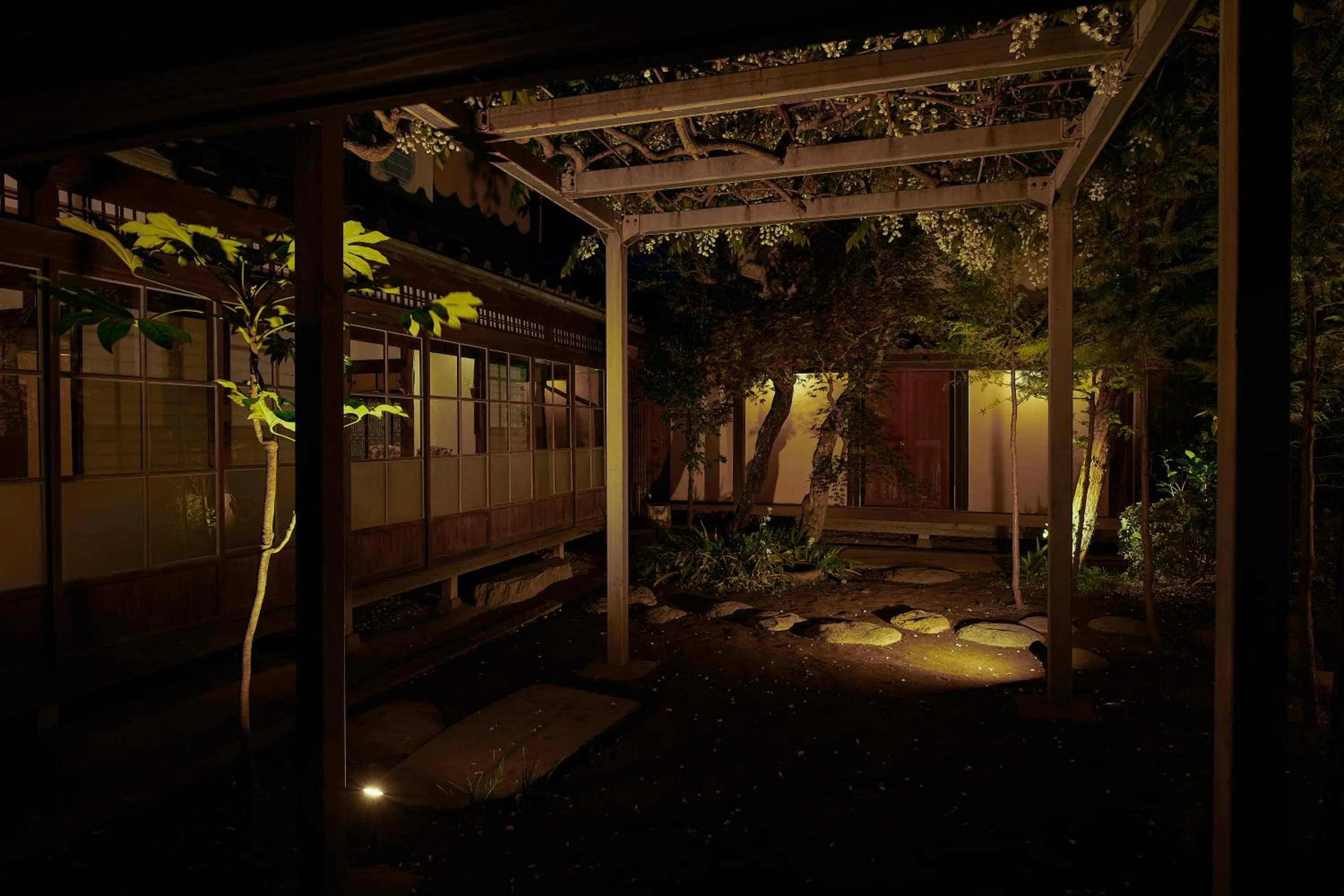 Garden view in Shirafuji