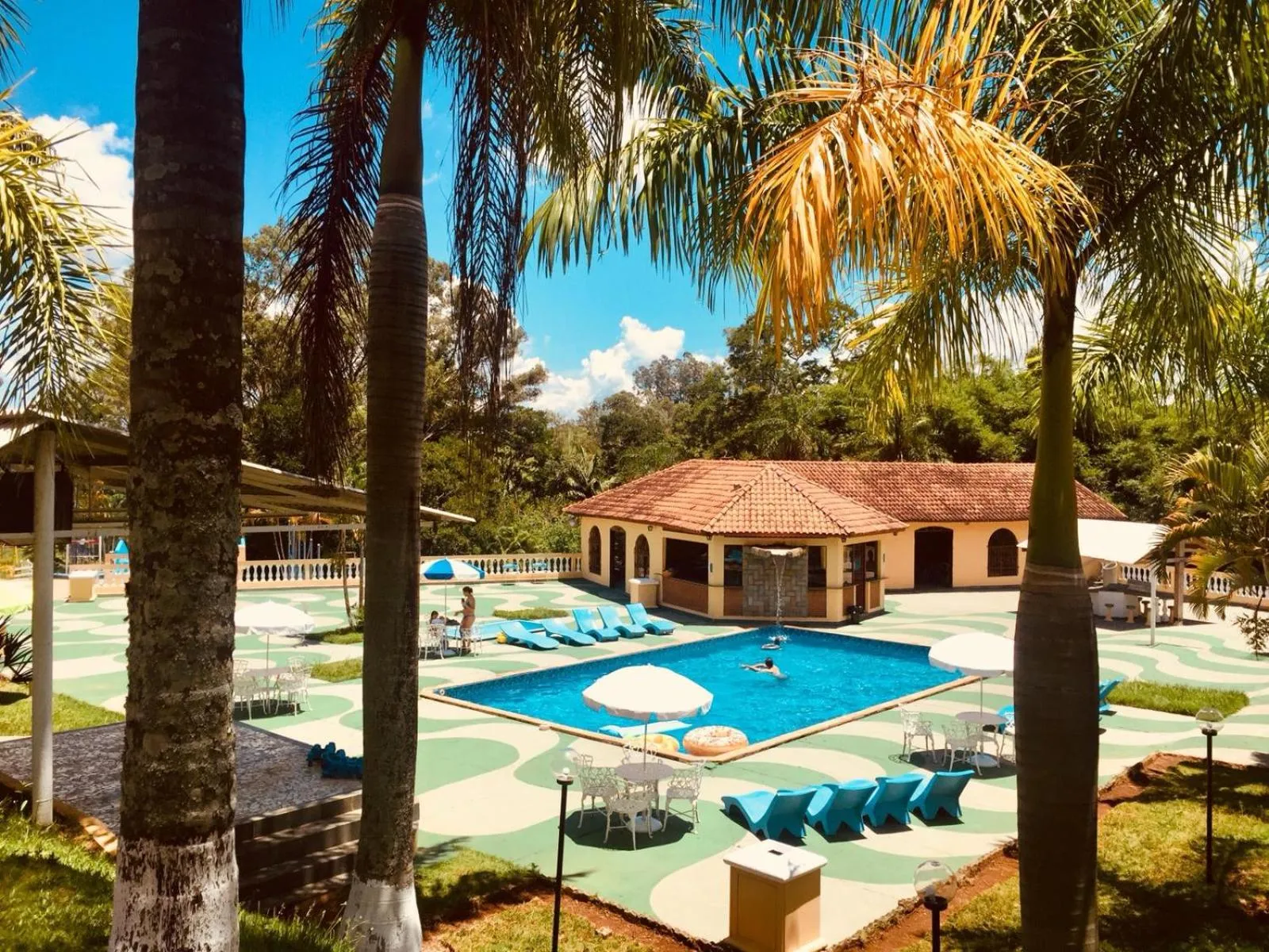 Swimming pool in Hotel Fazenda Colina