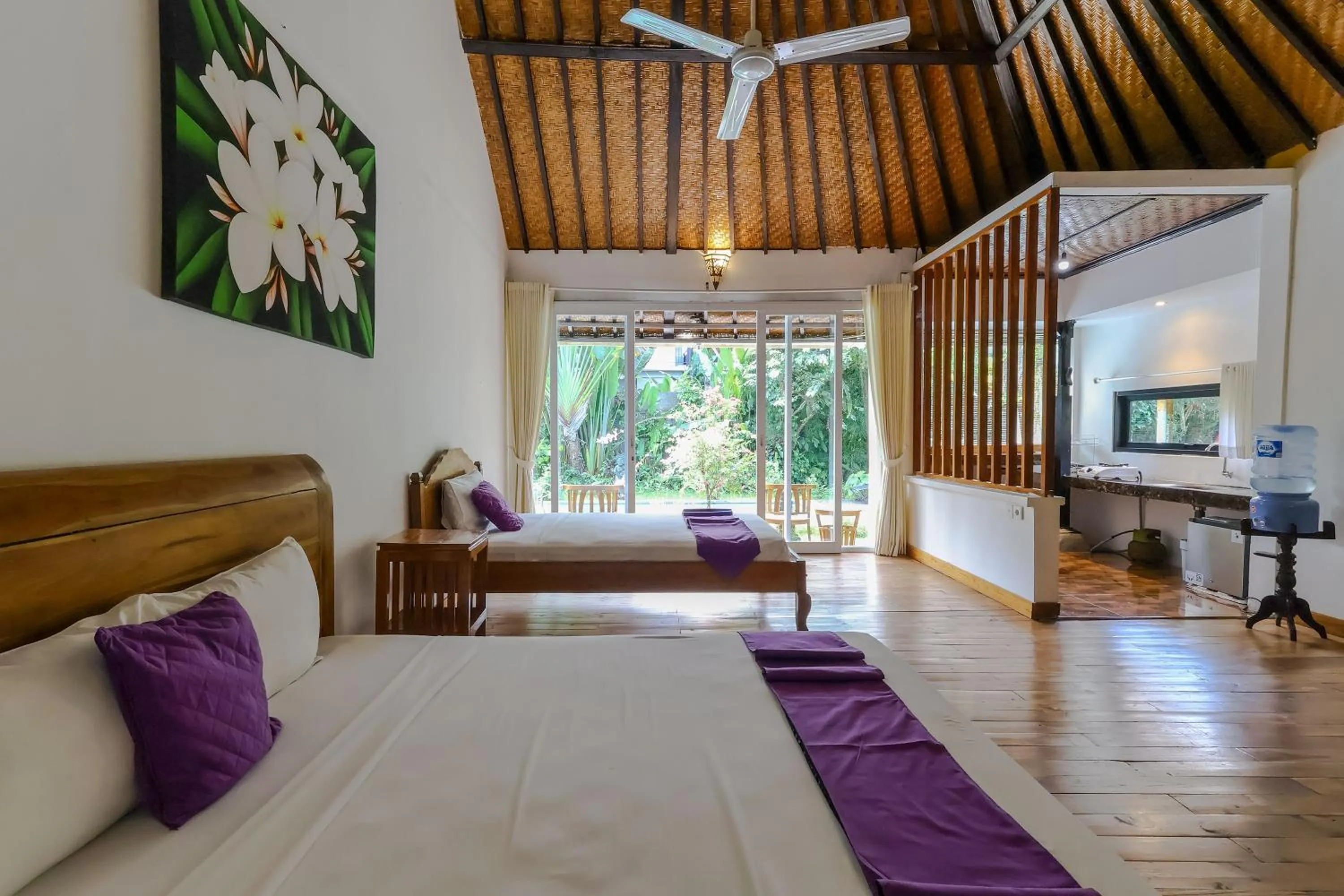Bedroom, Bed in Taman Lituhayu Cottages Ubud