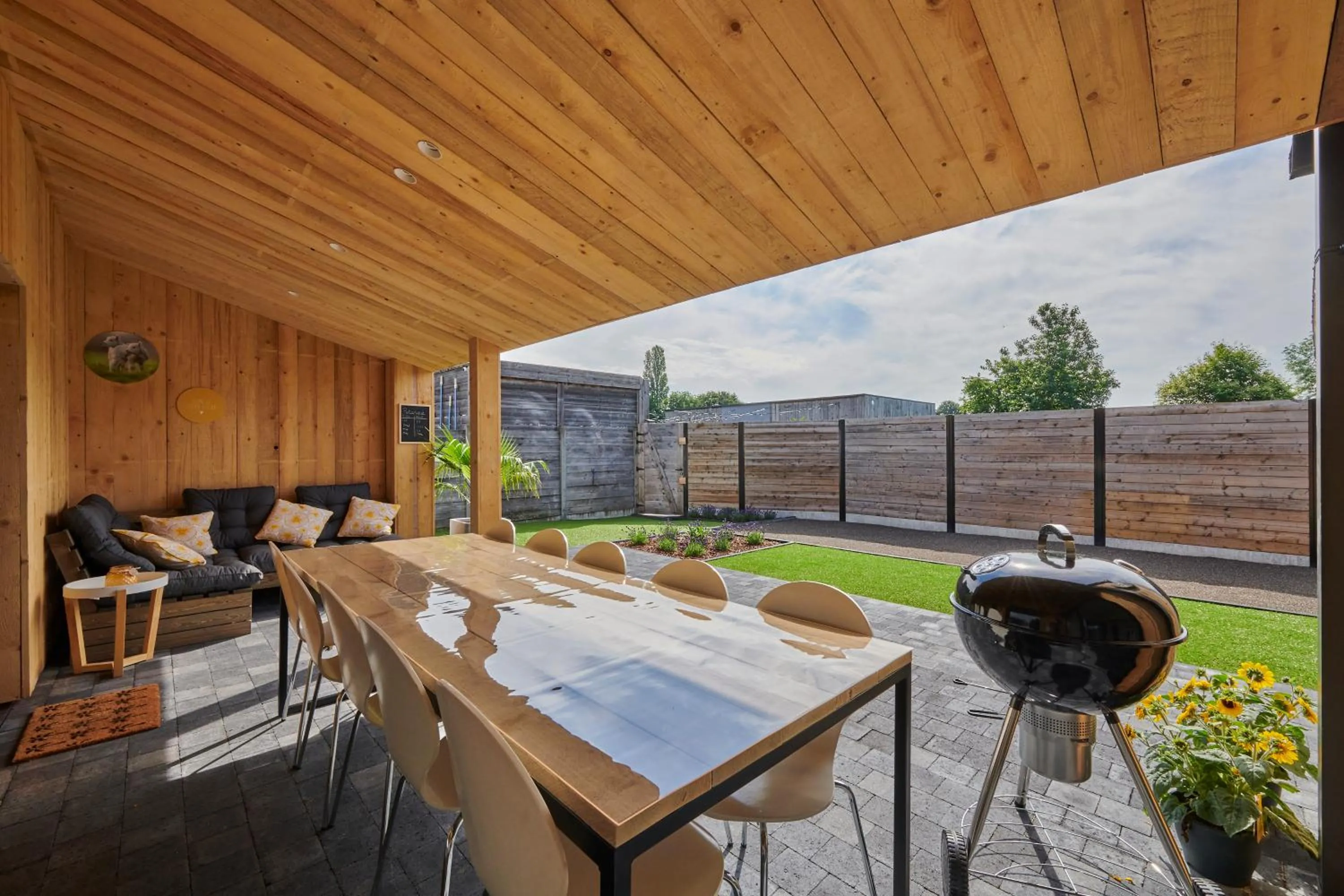 BBQ facilities in Vakantiehuis Sahara119