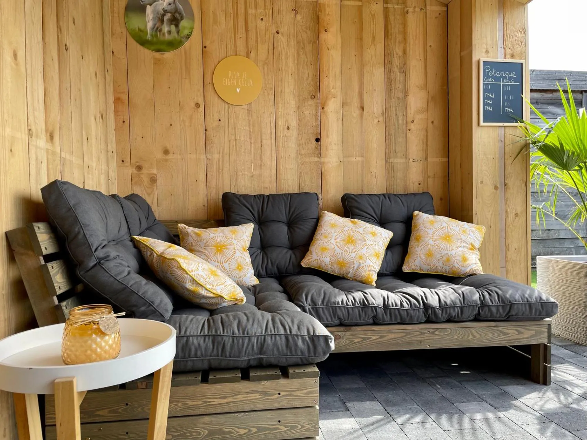 Lounge or bar in Vakantiehuis Sahara119