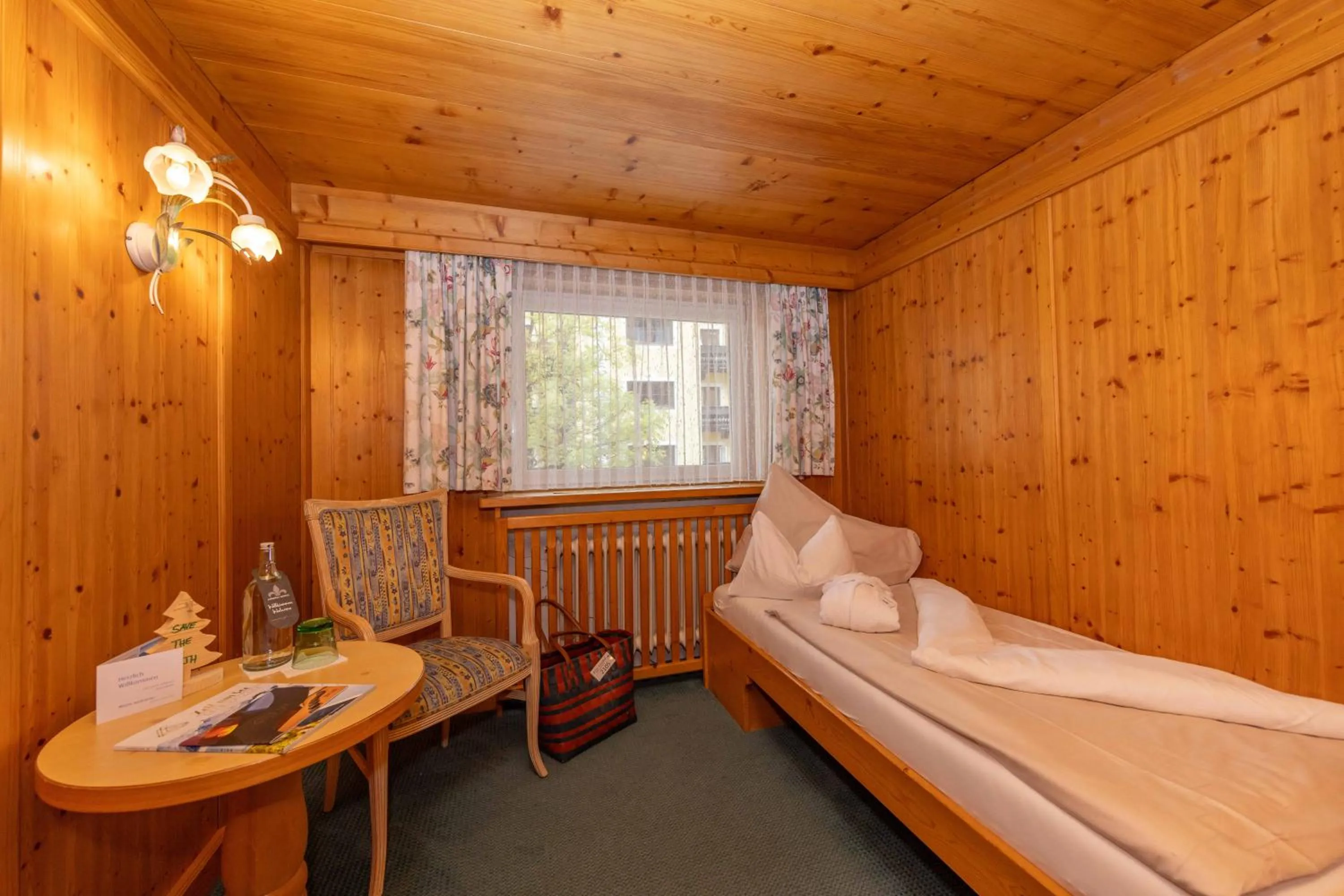 Photo of the whole room, Bed in Der Schütthof