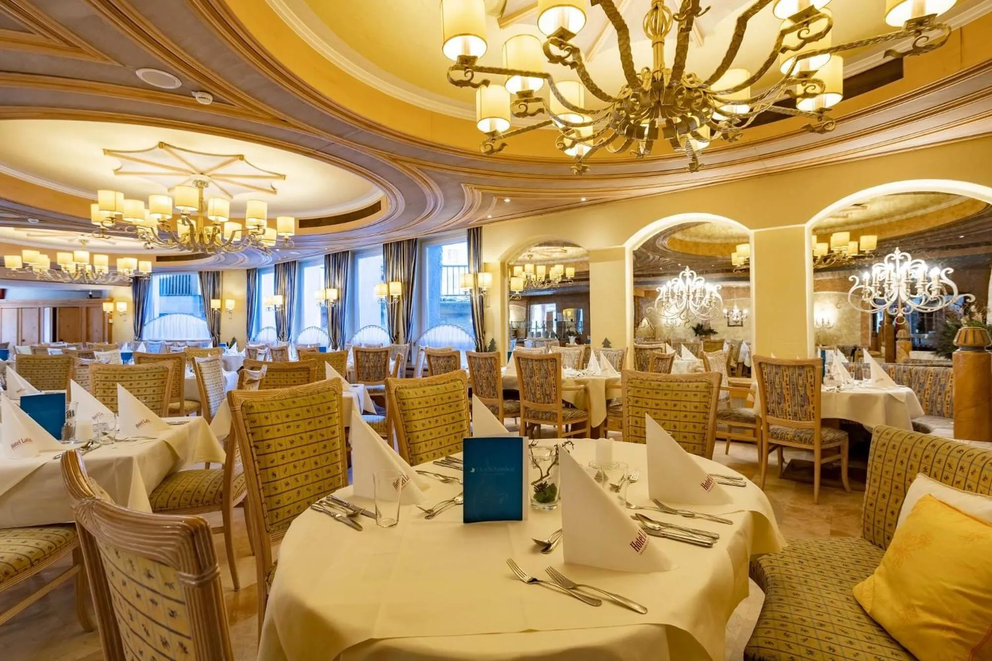 Restaurant/places to eat in Der Schütthof