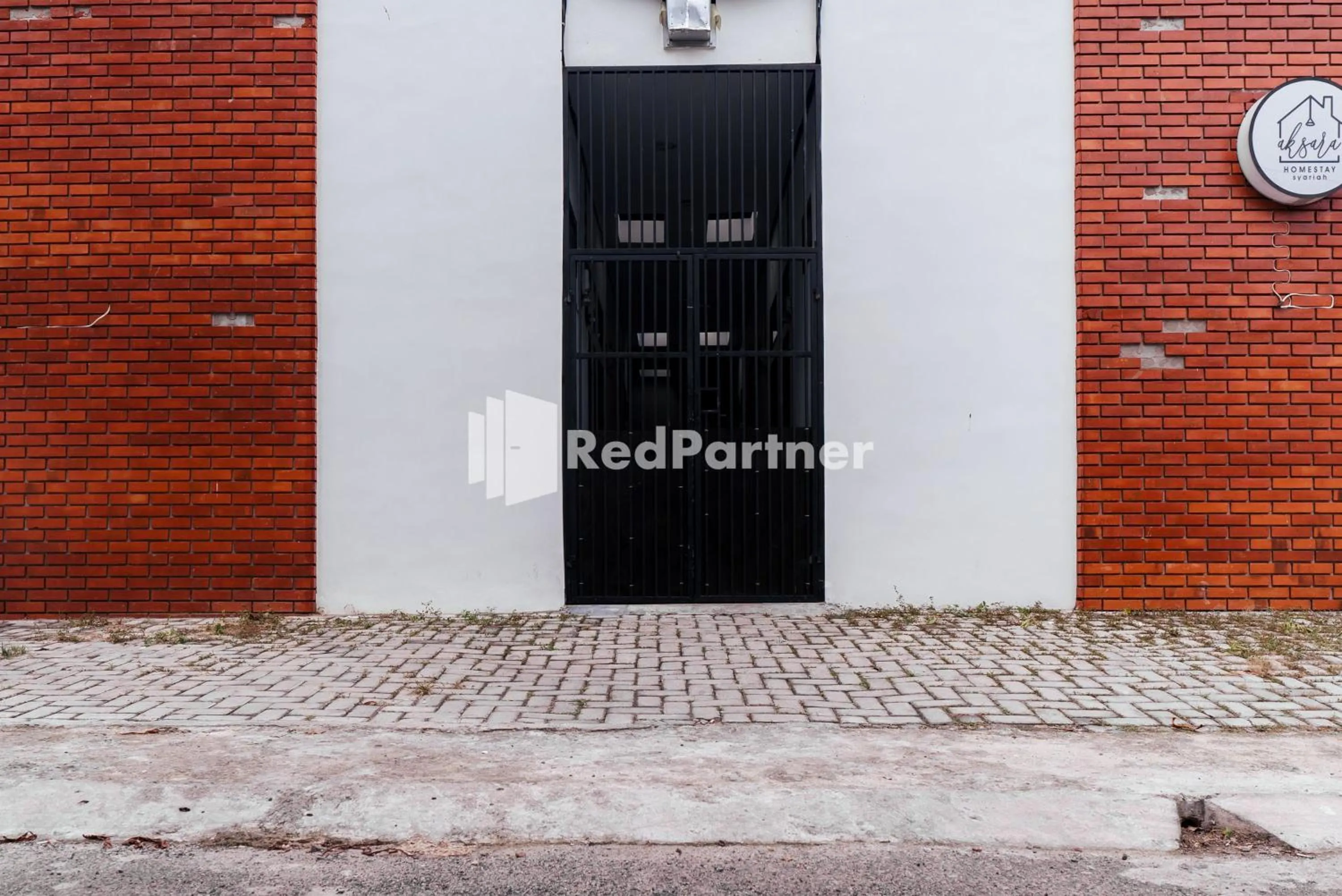 Property building in Aksara Homestay Syariah Mitra RedDoorz