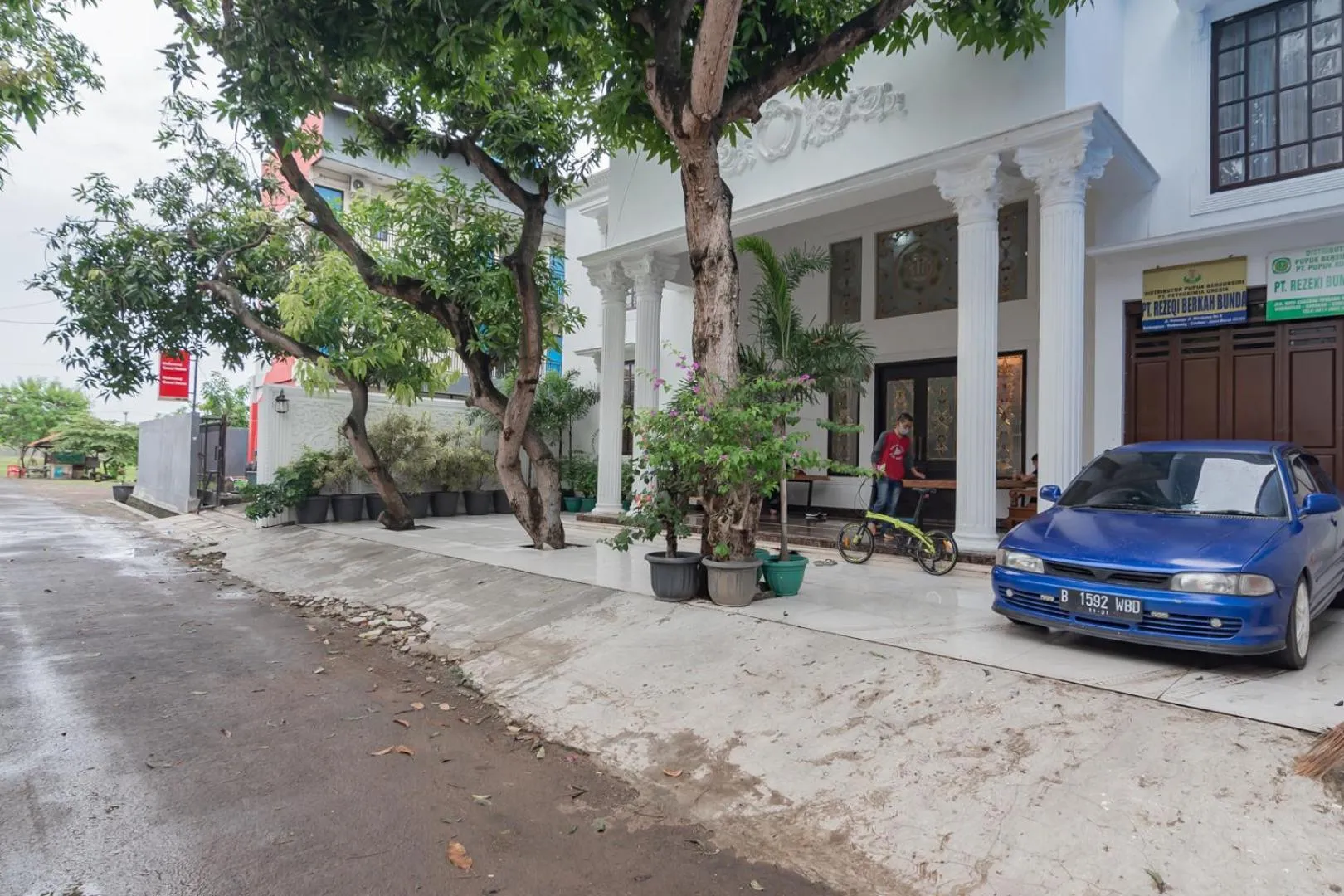 Family Homestay Syariah Cirebon Mitra RedDoorz