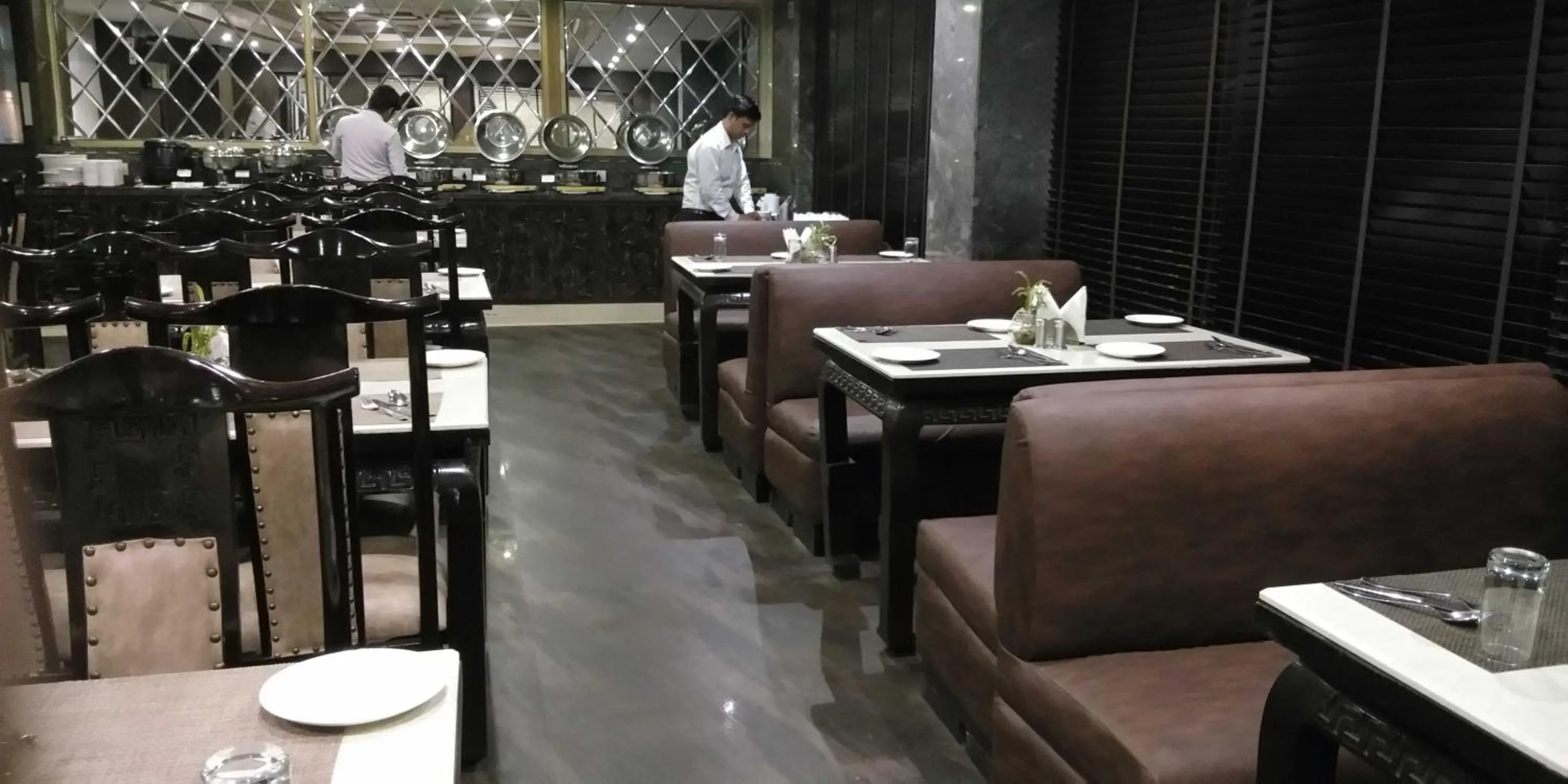 Restaurant/places to eat in HOTEL PITRASHISH PRIDE IGI Intl AIRPORT DELHI