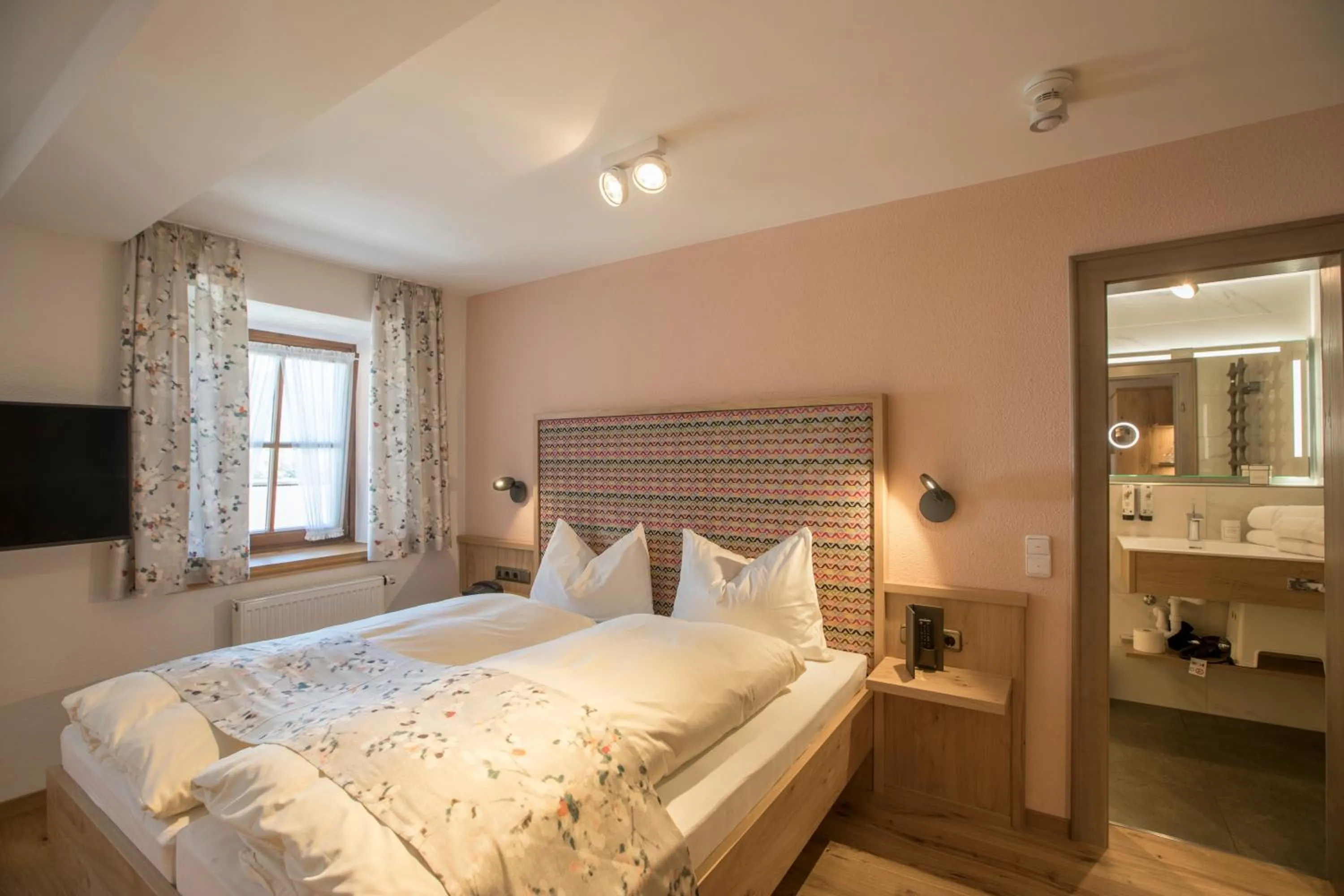 Photo of the whole room, Bed in Hotel Oberschmied