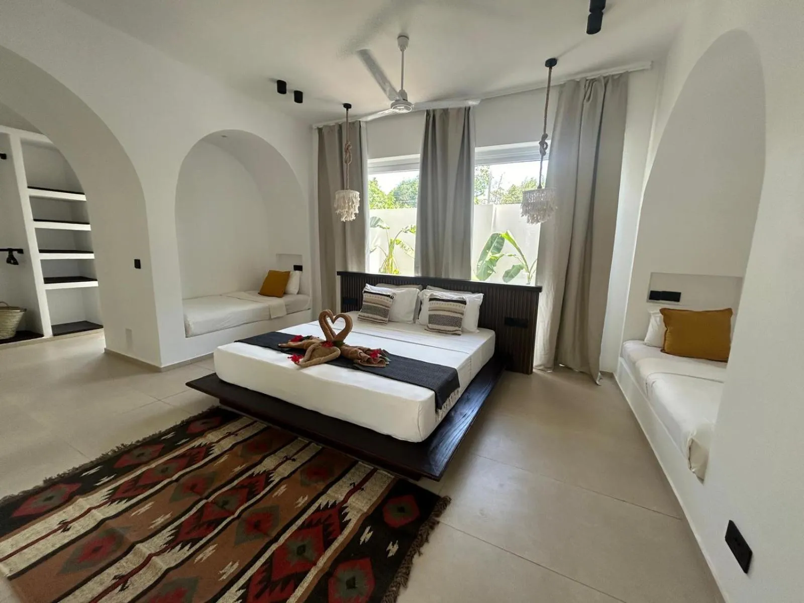 Bed in Kuwa Zanzibar