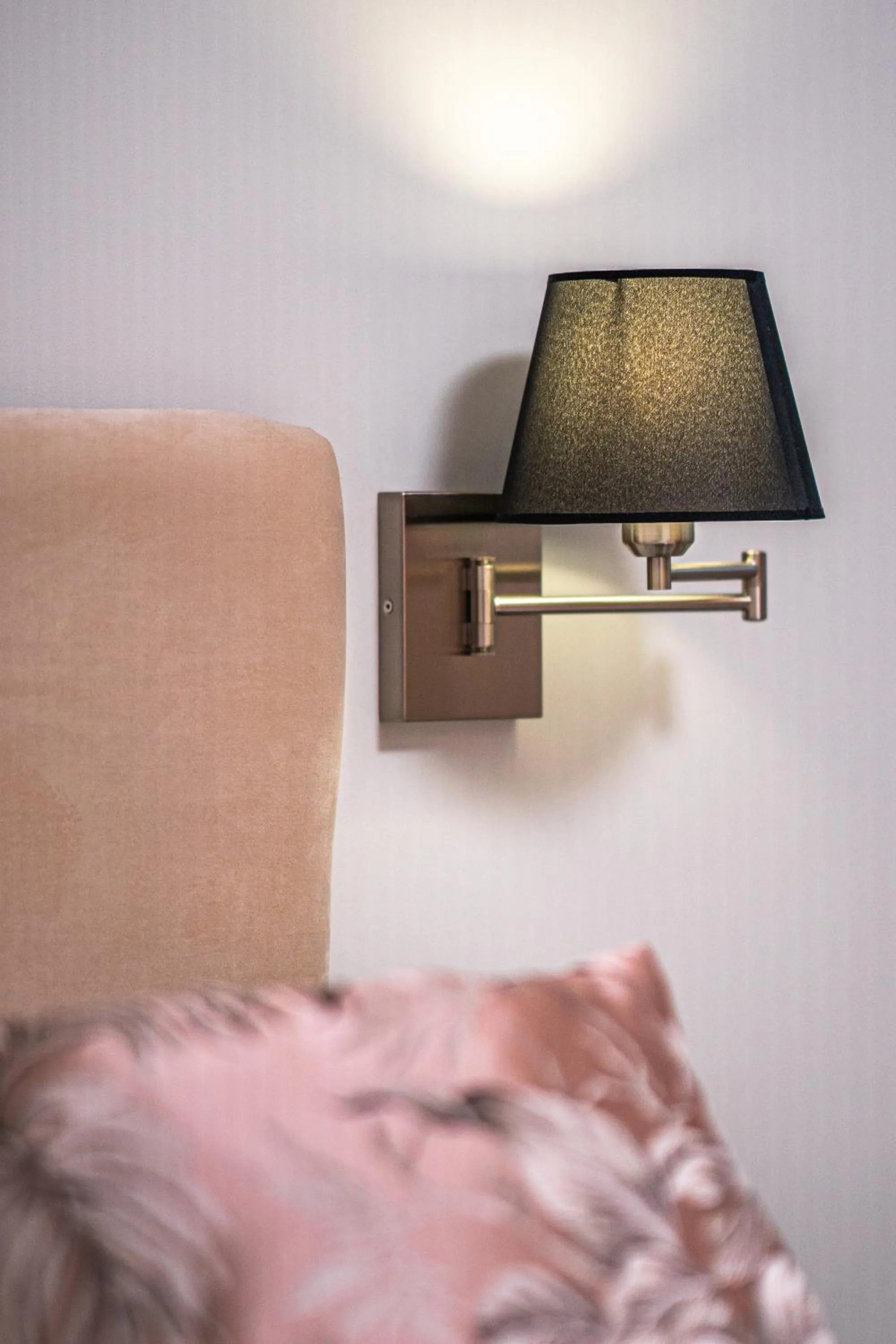 Decorative detail, Bed in La Casa Di Luce