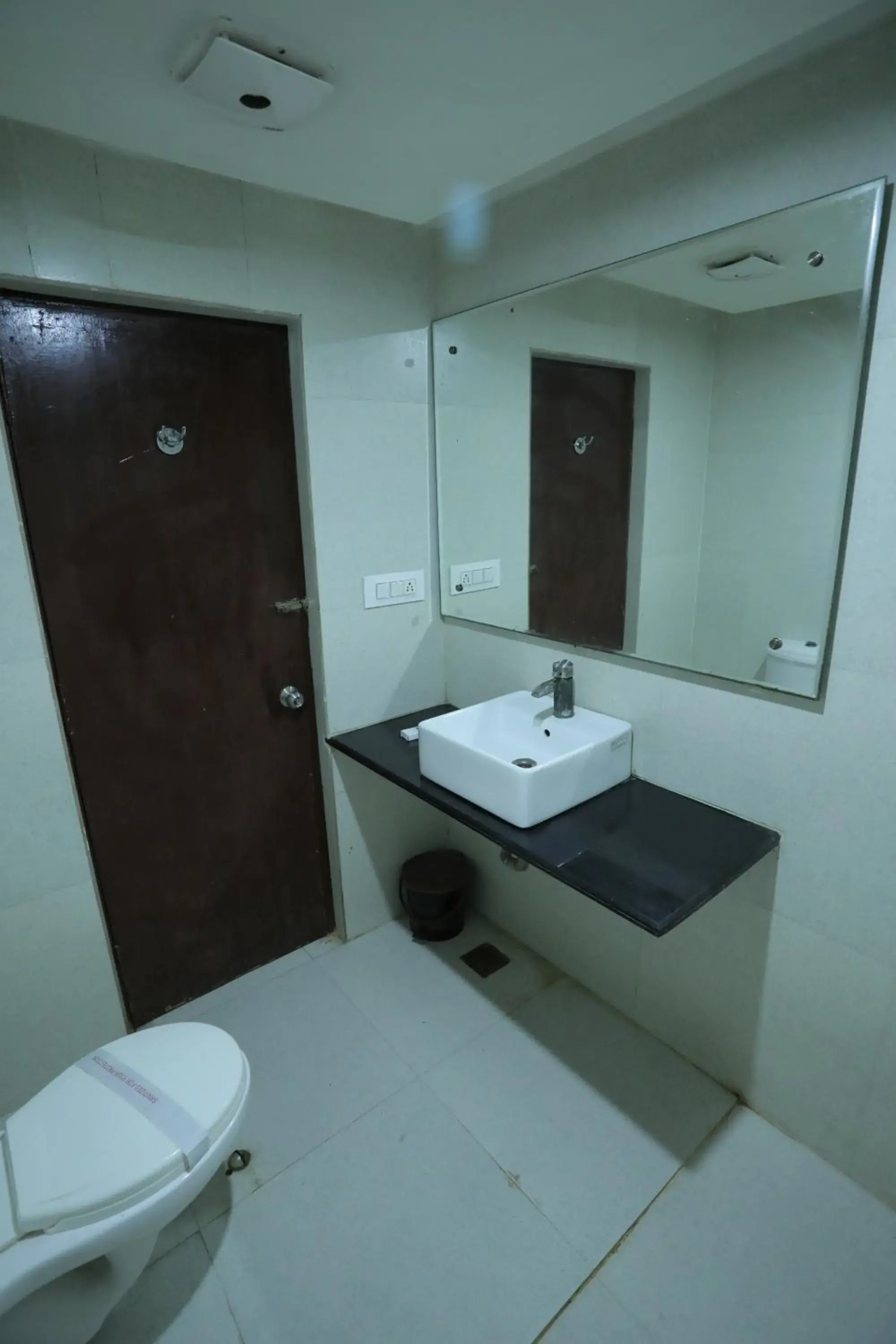 Bathroom in Hotel Marygold By The Golden Taj Group & Hotels Bathroom in Hotel Marygold By The Golden Taj Group & Hotels