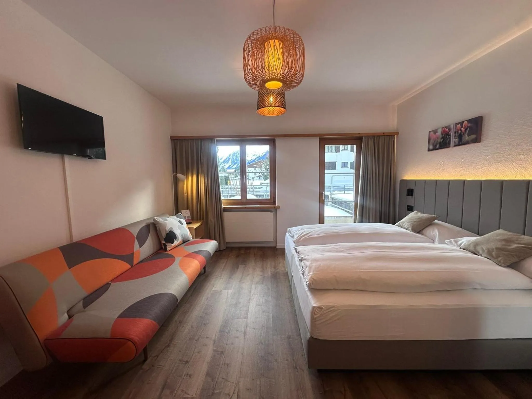 TV and multimedia, Bed in Sport-Lodge Klosters