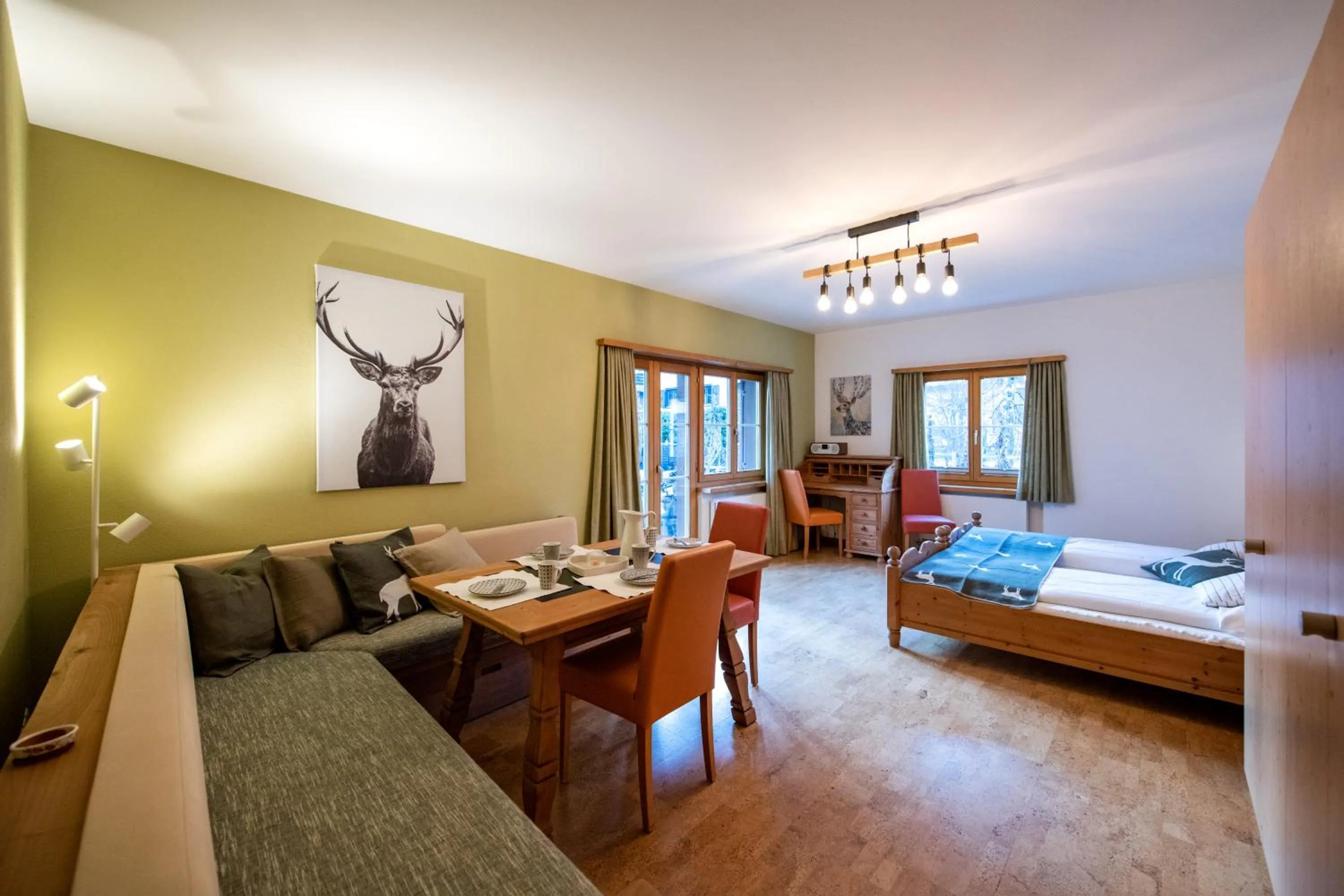 View (from property/room), Bed in Sport-Lodge Klosters