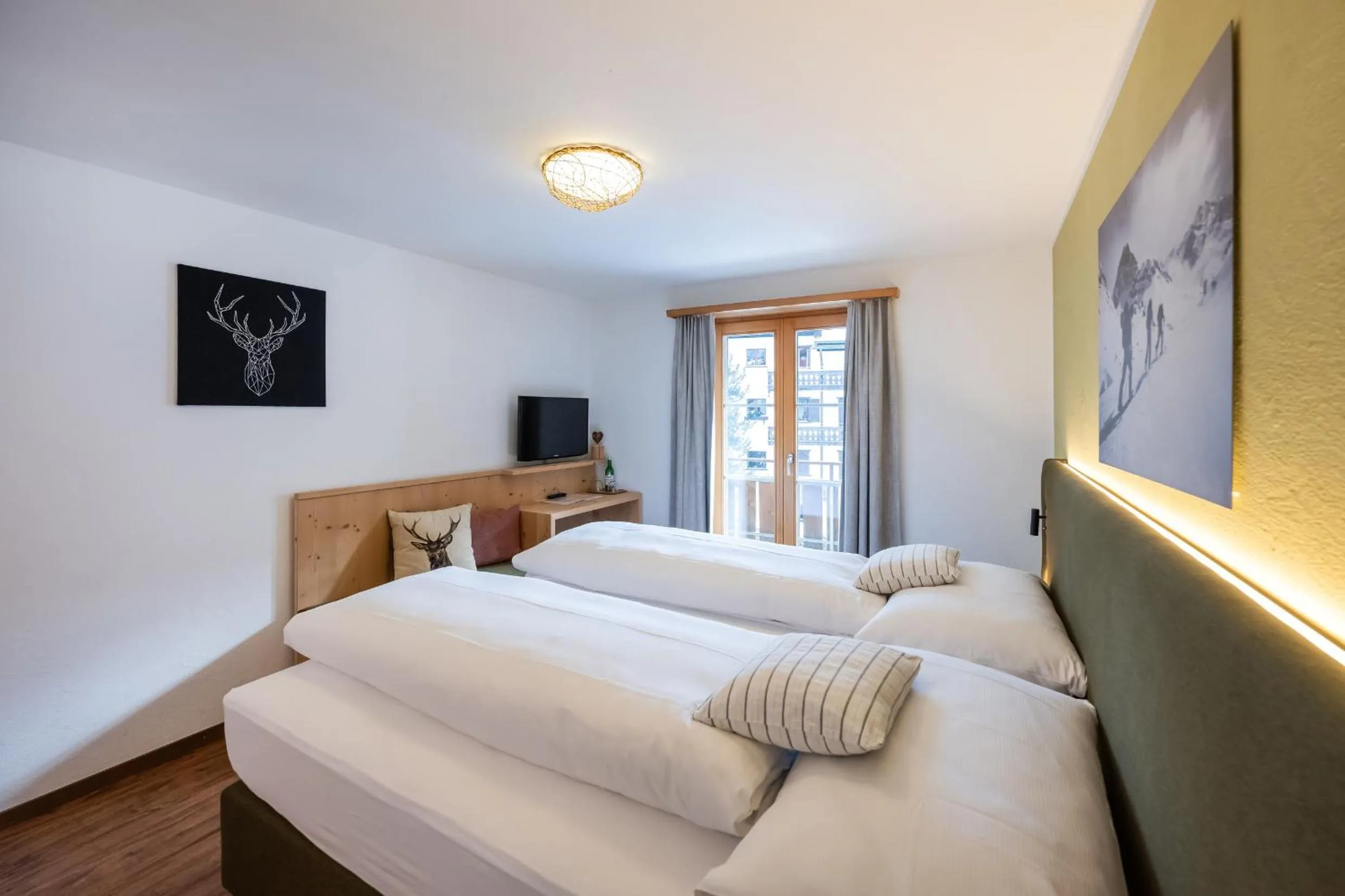 TV and multimedia, Bed in Sport-Lodge Klosters