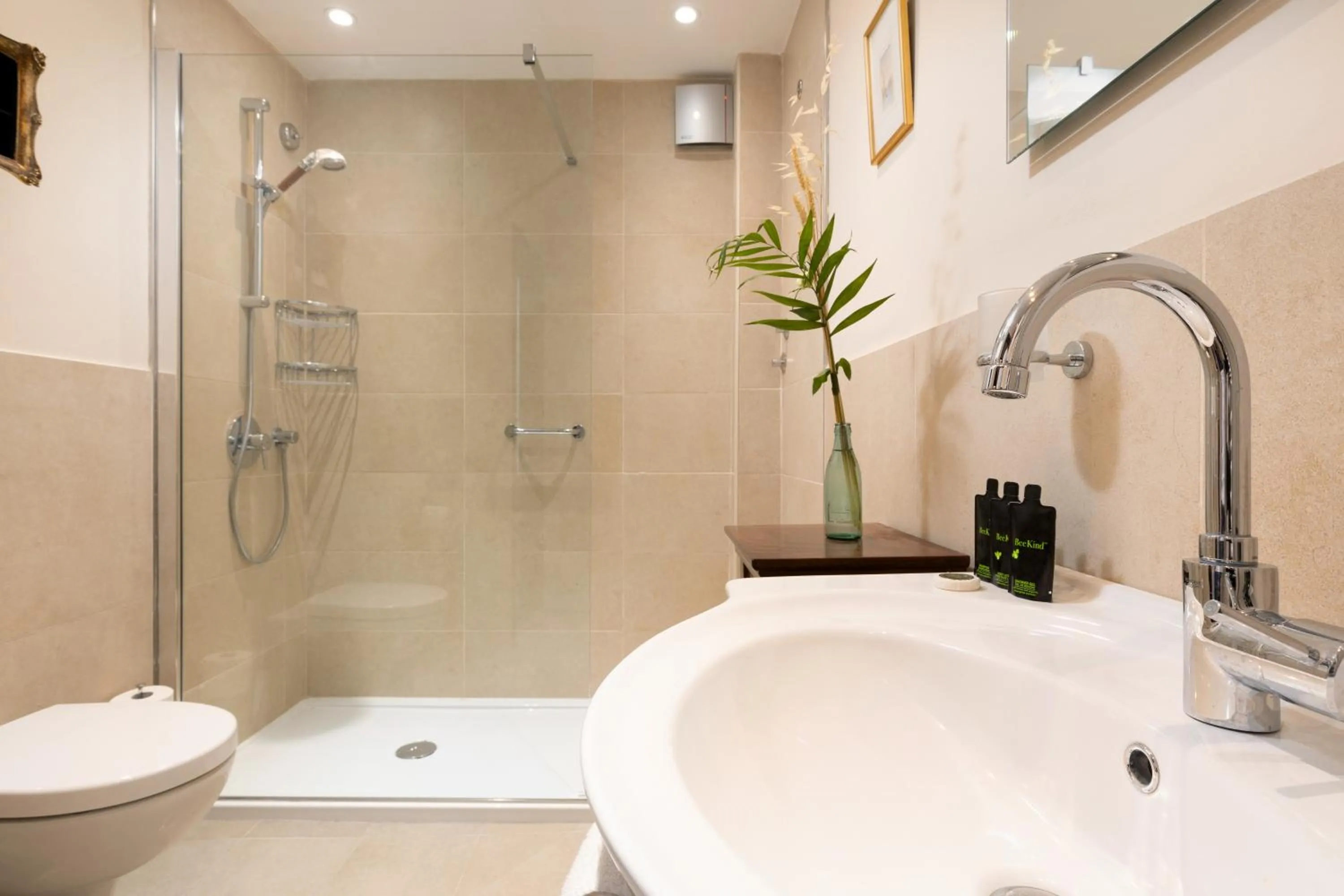Bathroom in The Merchants House