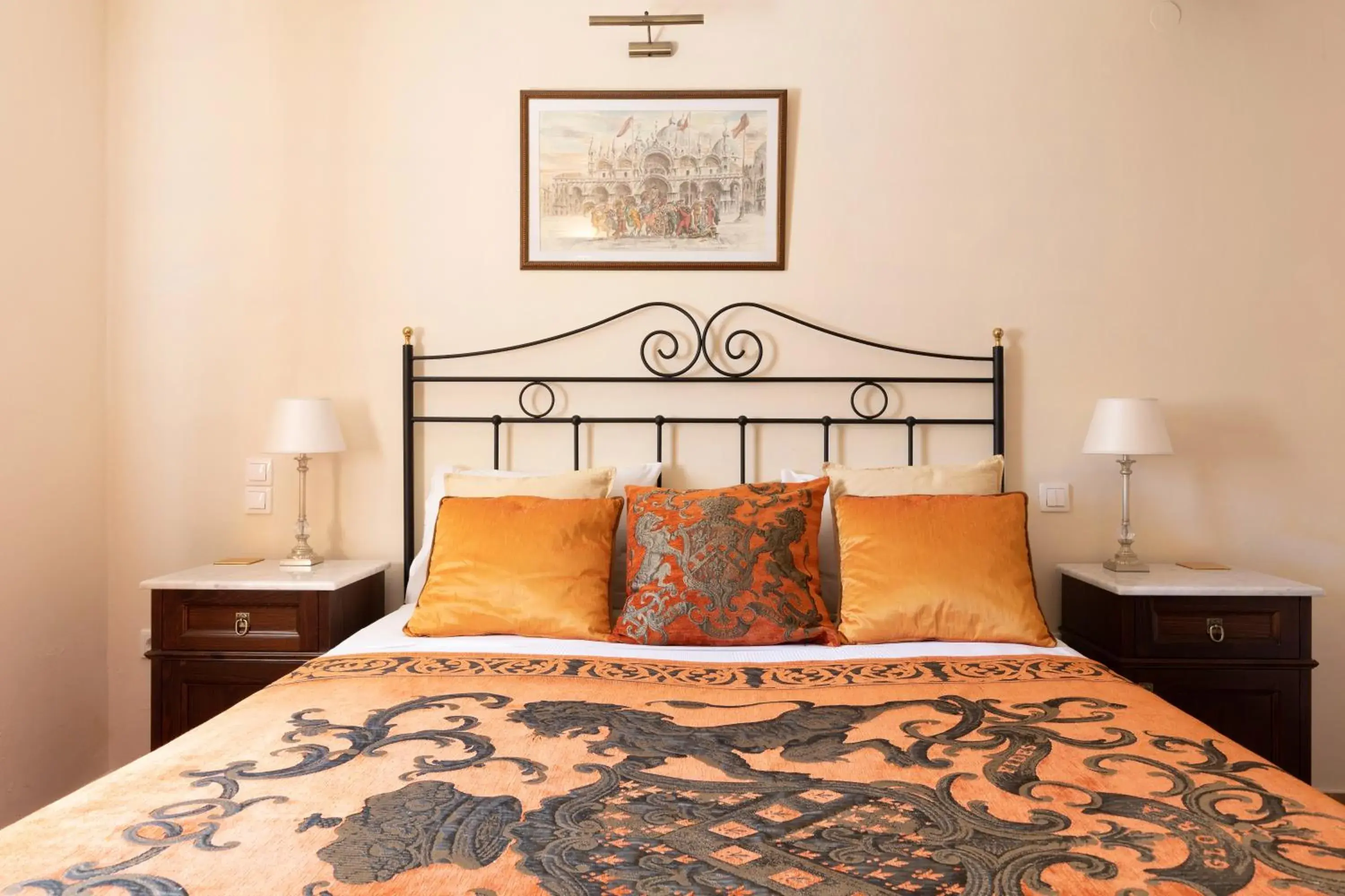 One-Bedroom Suite in The Merchants House One-Bedroom Suite in The Merchants House