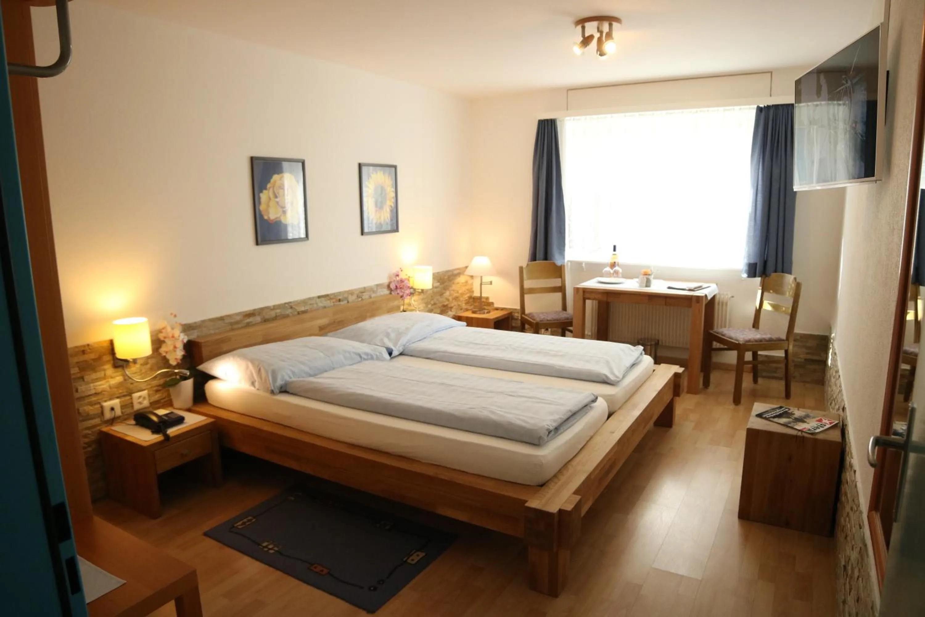 Photo of the whole room, Bed in Hotel Paradis-Leukerbad-Therme