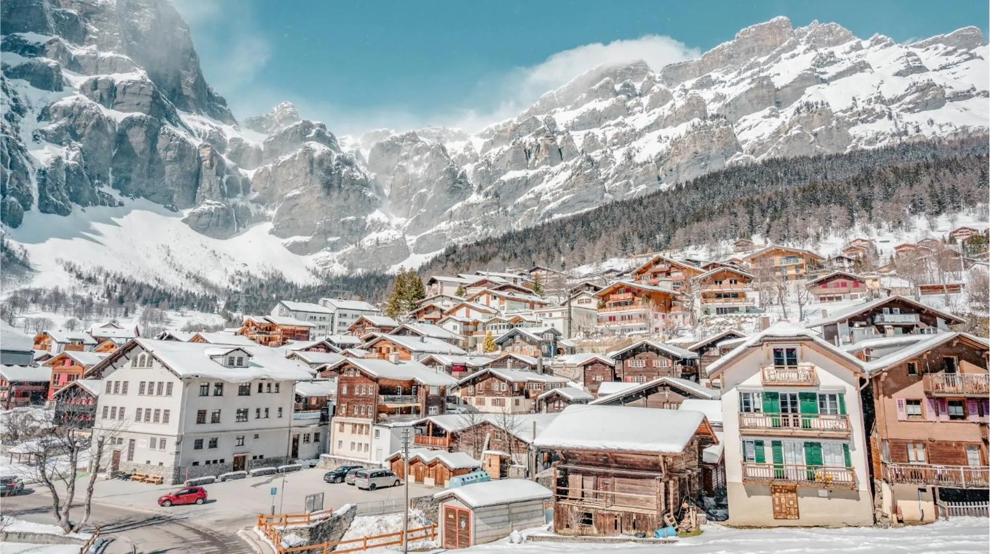 Property building in Hotel Paradis-Leukerbad-Therme