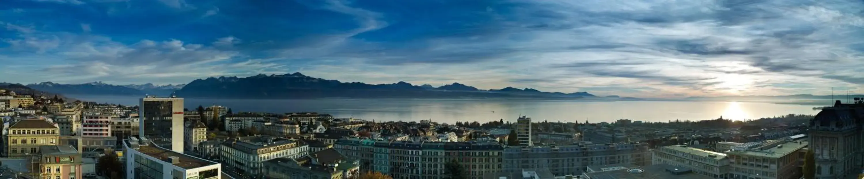 Mountain view in Hôtel de la Paix Lausanne Mountain view in Hôtel de la Paix Lausanne