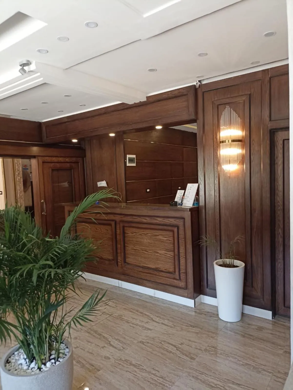 Lobby or reception in AlQimah Hotel Apartments