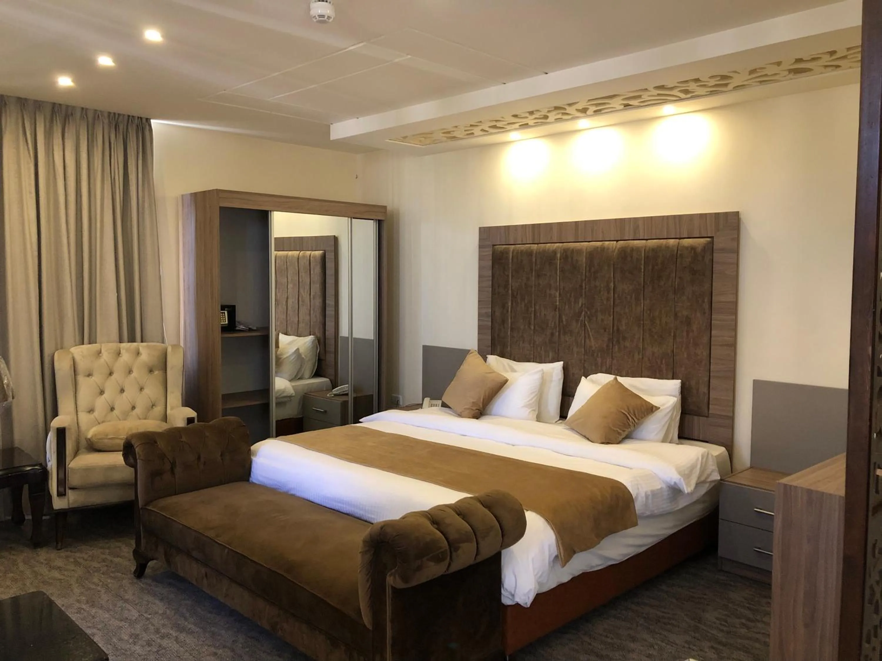 Photo of the whole room, Bed in AlQimah Hotel Apartments