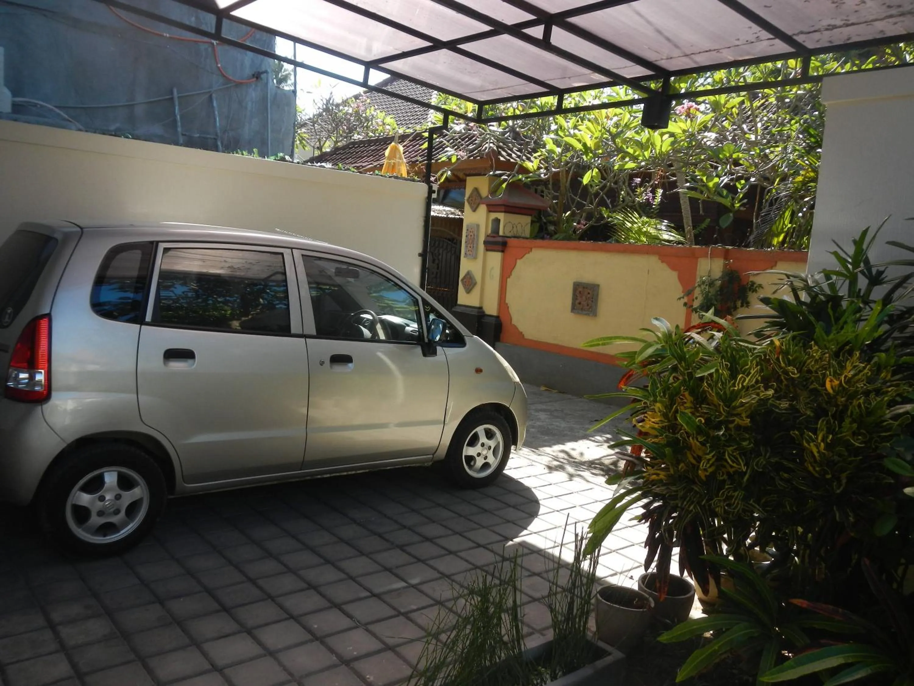 Day in Villa Chinta 1