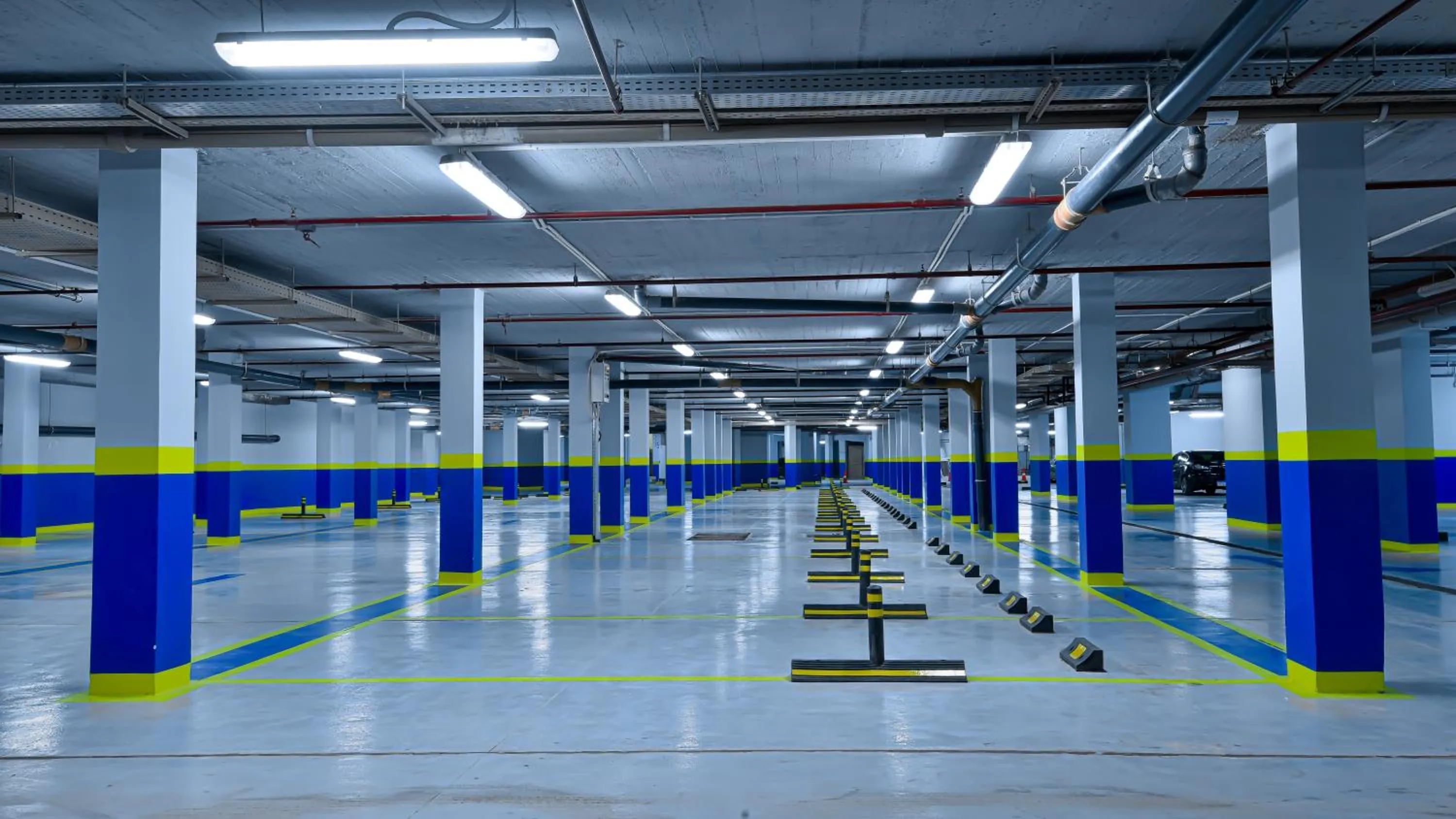 Parking in Ocean Blue Studios