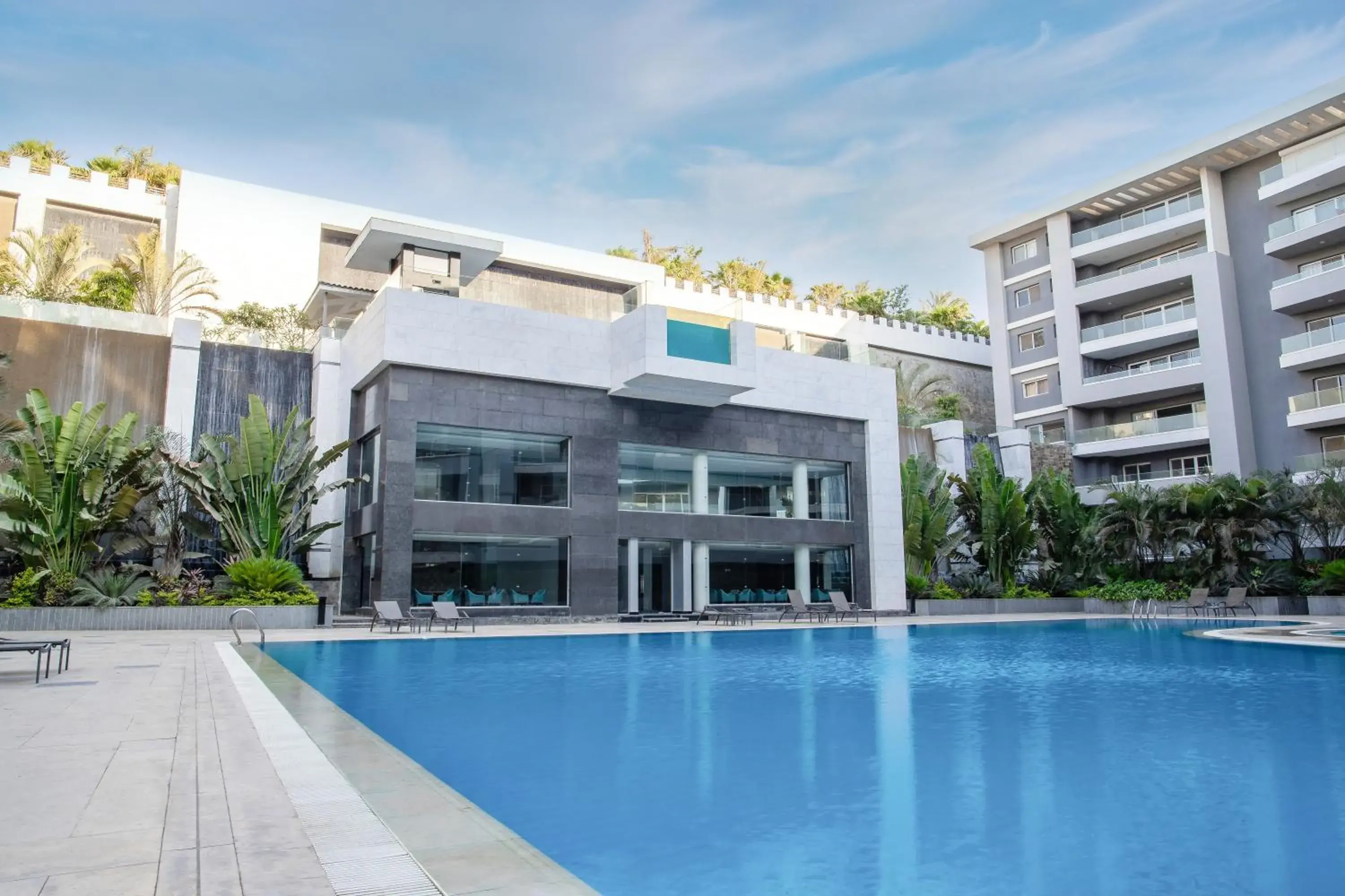 Three-Bedroom Superior Apartment in Ocean Blue Studios Three-Bedroom Superior Apartment in Ocean Blue Studios