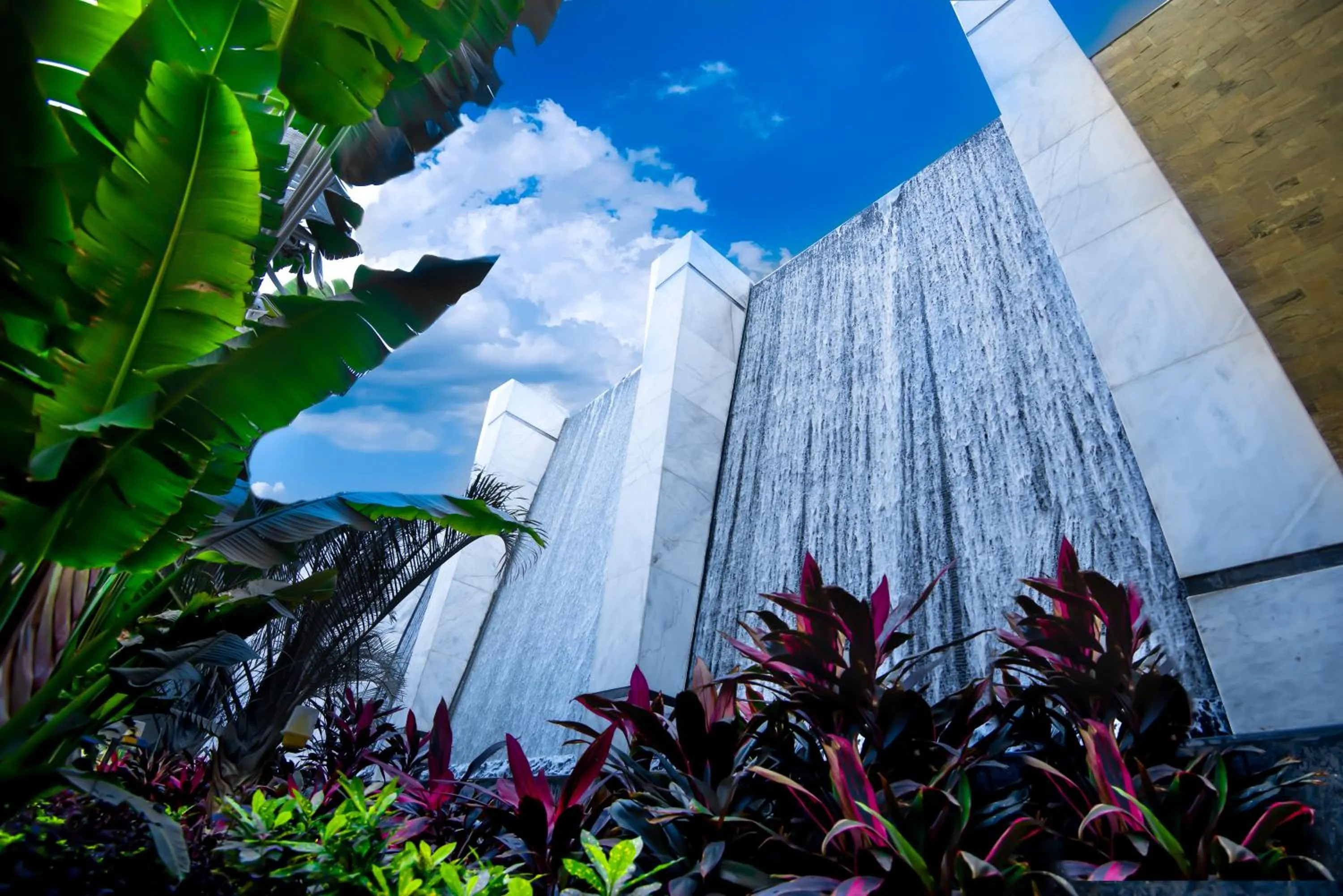 Property building in Ocean Blue Studios