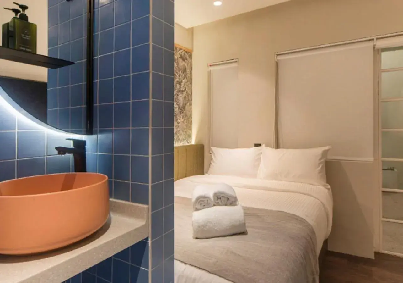 Guests, Bed in The Great Madras by Hotel Calmo Guests, Bed in The Great Madras by Hotel Calmo