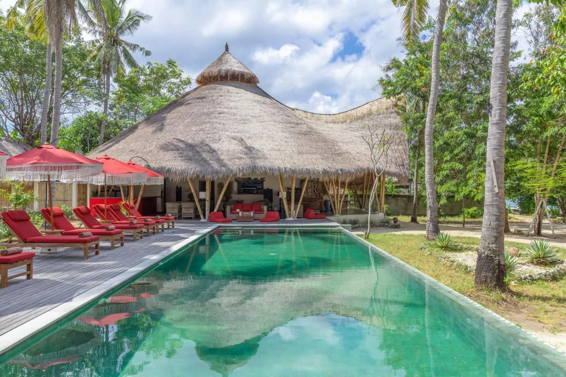 Restaurant/places to eat in Amahelia Luxury Resort & Restaurant - Gili Asahan