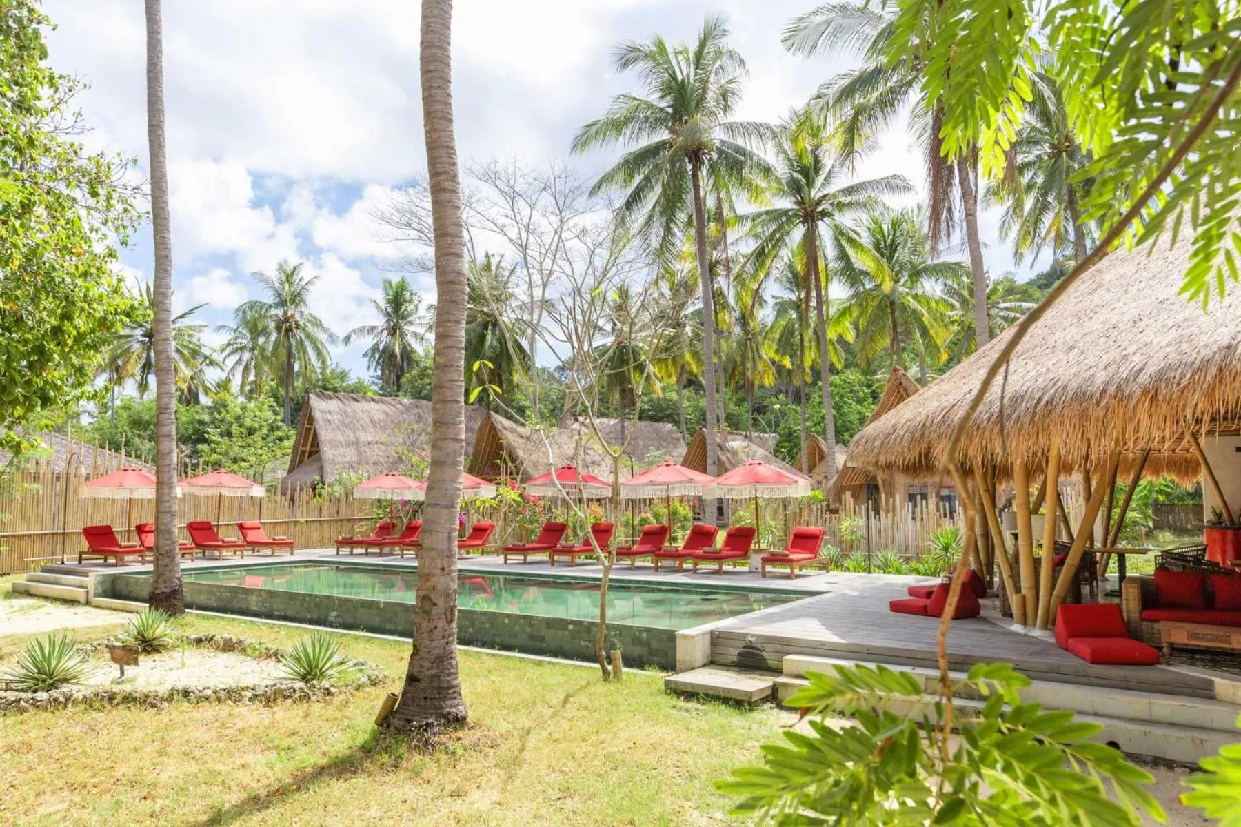 Garden in Amahelia Luxury Resort & Restaurant - Gili Asahan