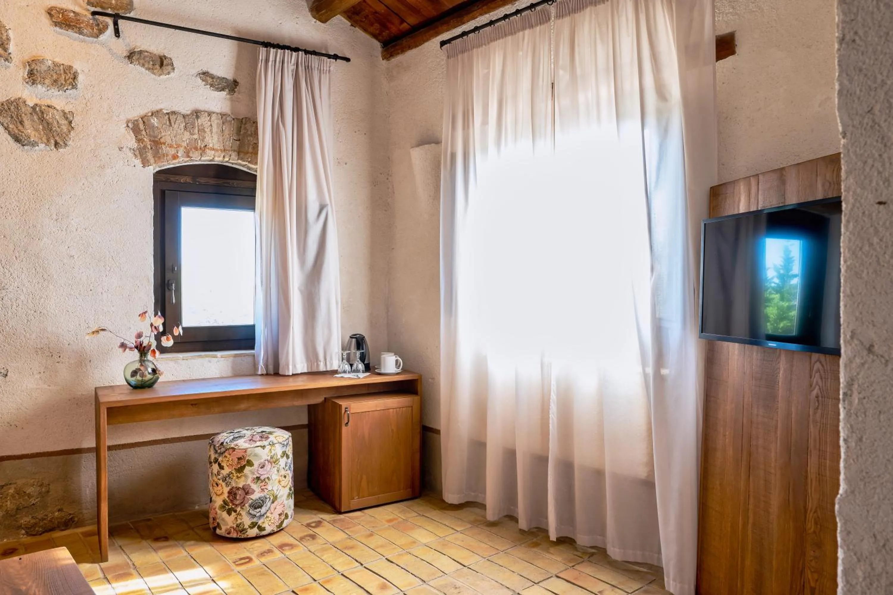 Photo of the whole room in Borgo delle Pietre