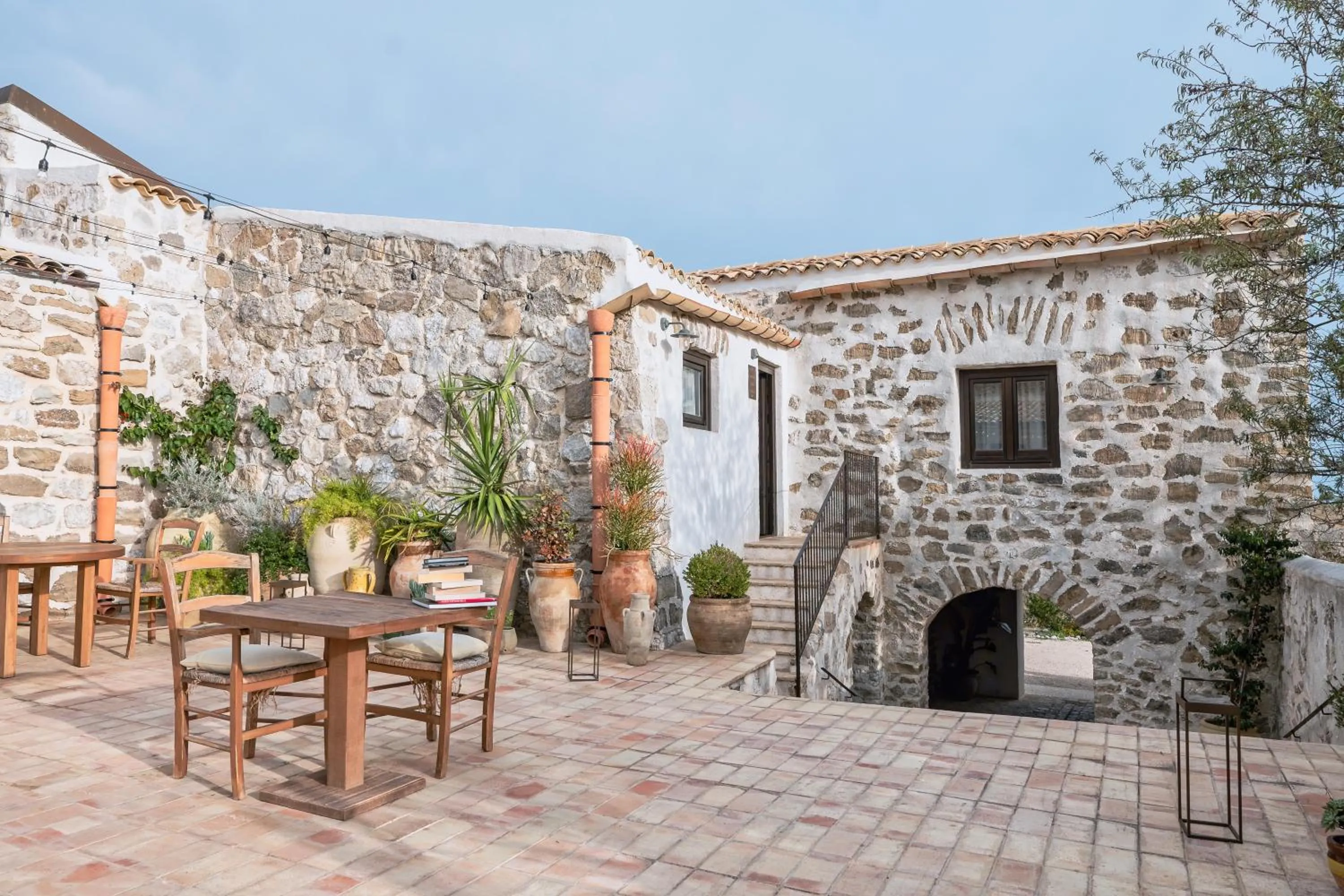 Property building in Borgo delle Pietre