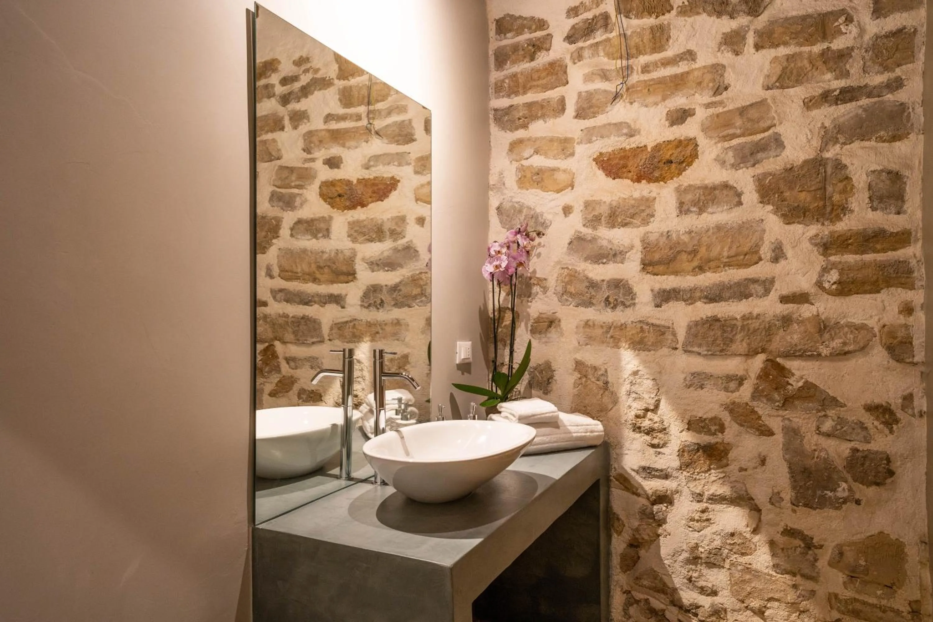 Bathroom in Borgo delle Pietre