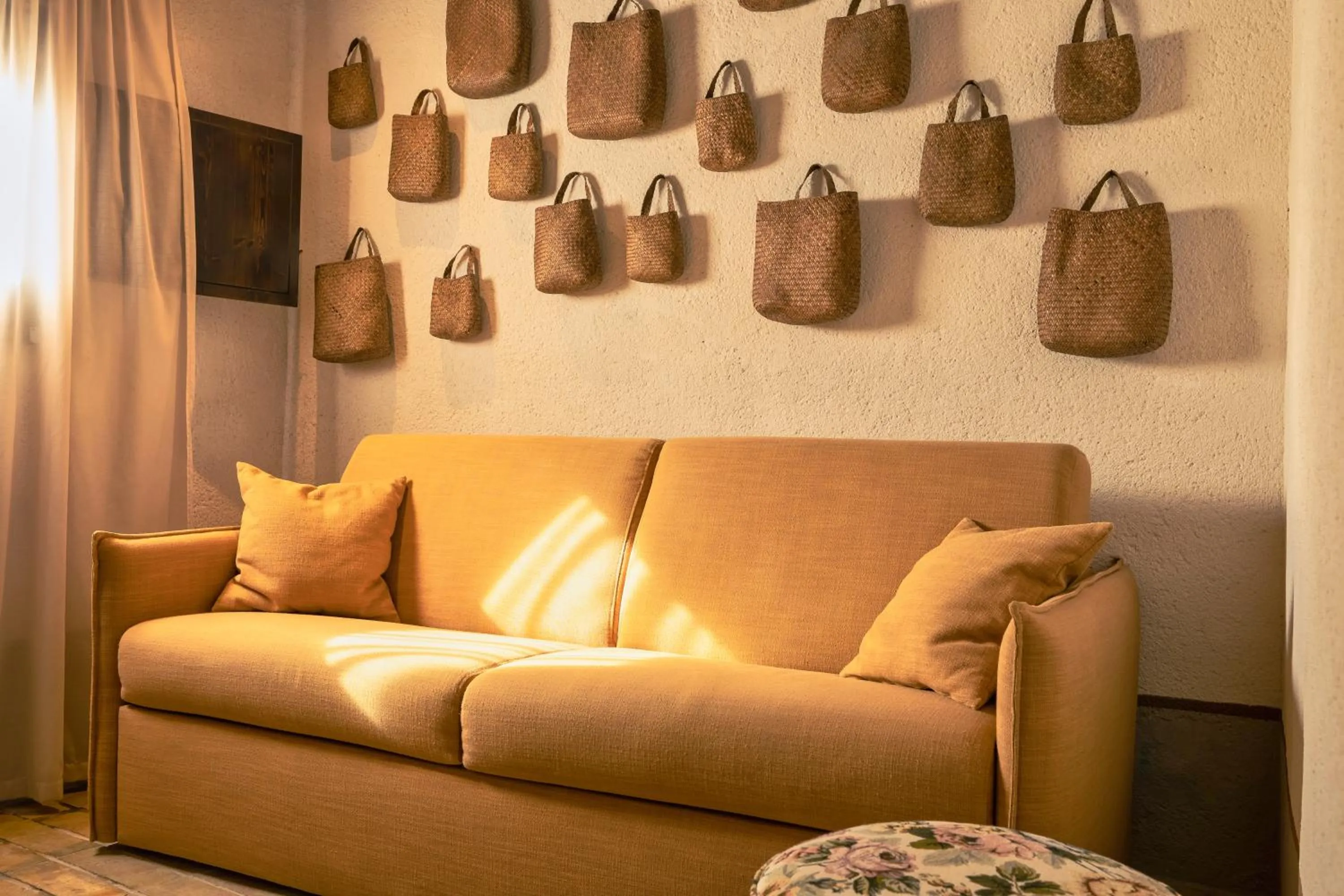 Seating area in Borgo delle Pietre