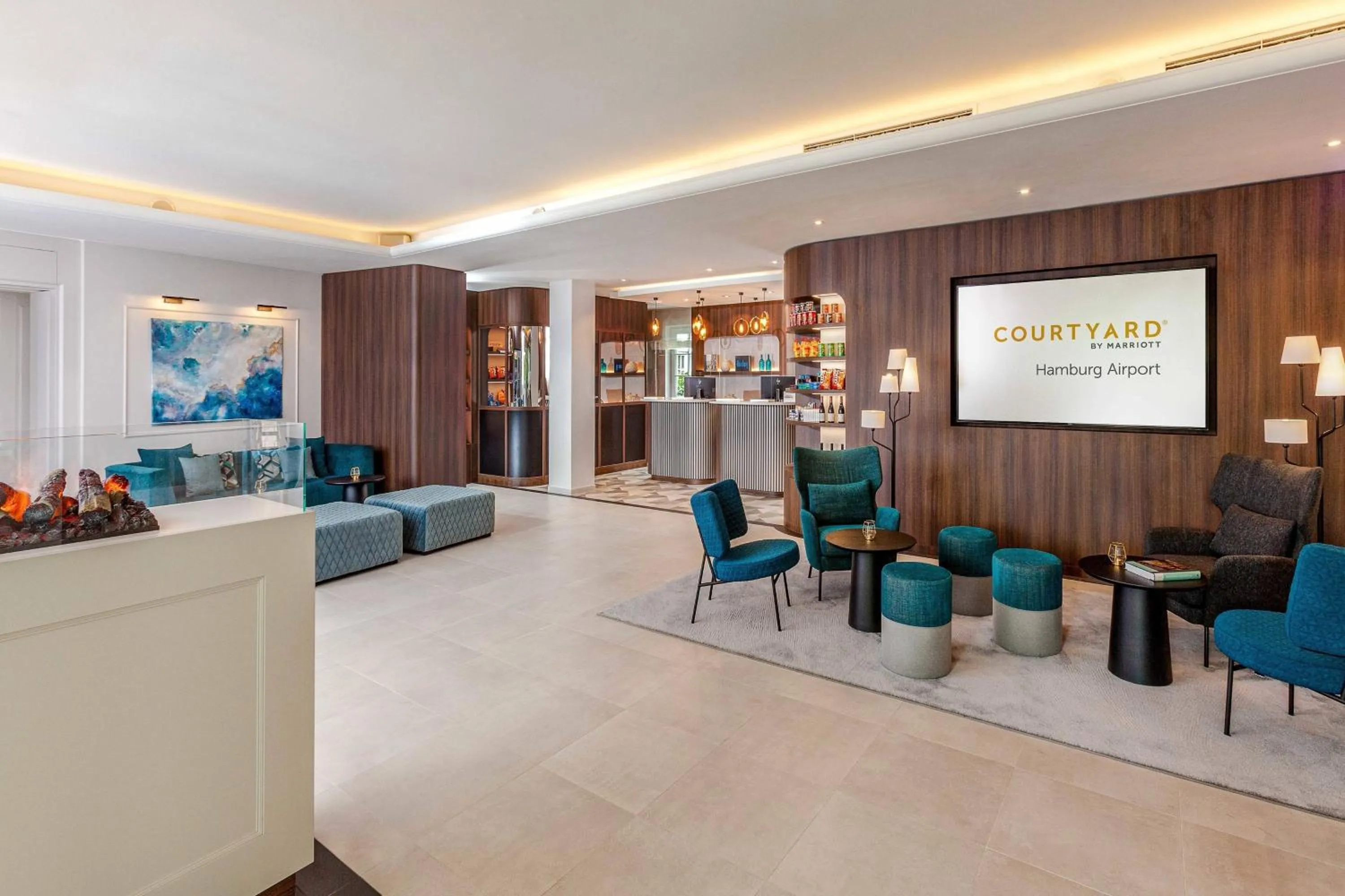 Lobby or reception in Courtyard by Marriott Hamburg Airport