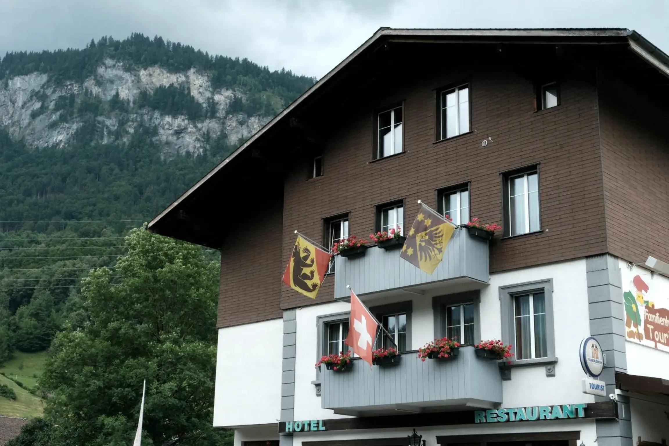 Hotel Tourist Hotel Tourist