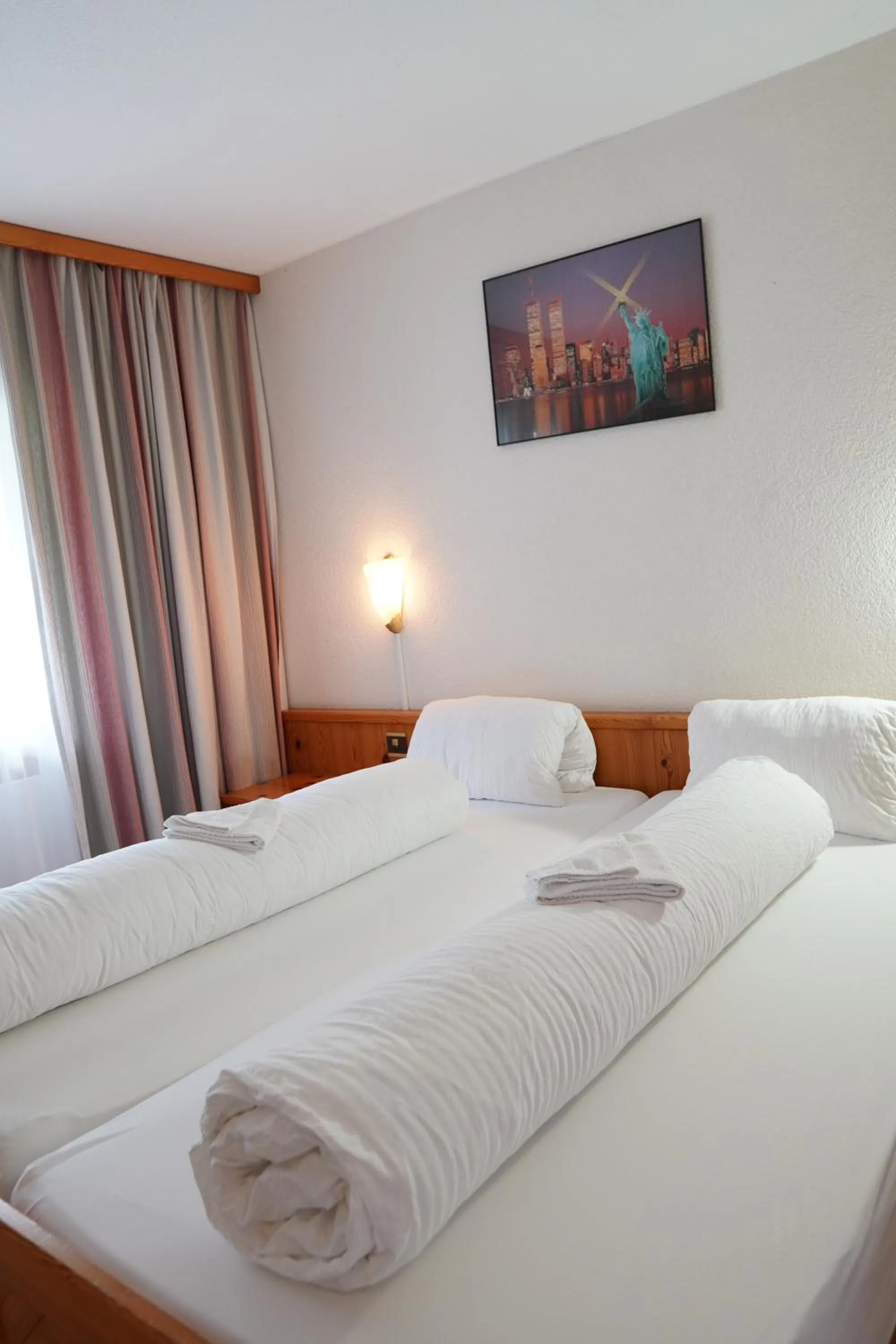 Bedroom, Bed in Hotel Schiffahrt