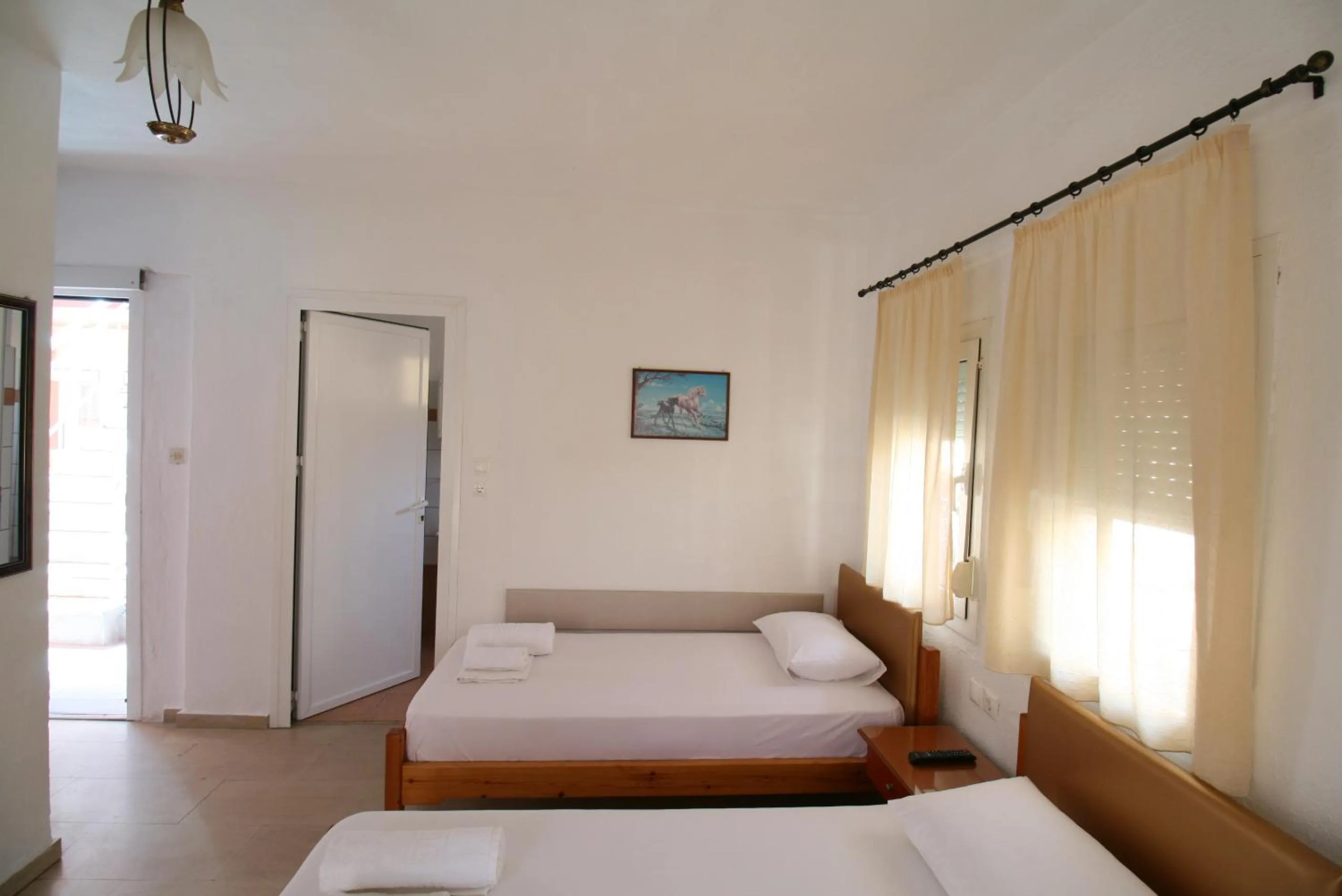 Photo of the whole room in SARTI CENTER studios