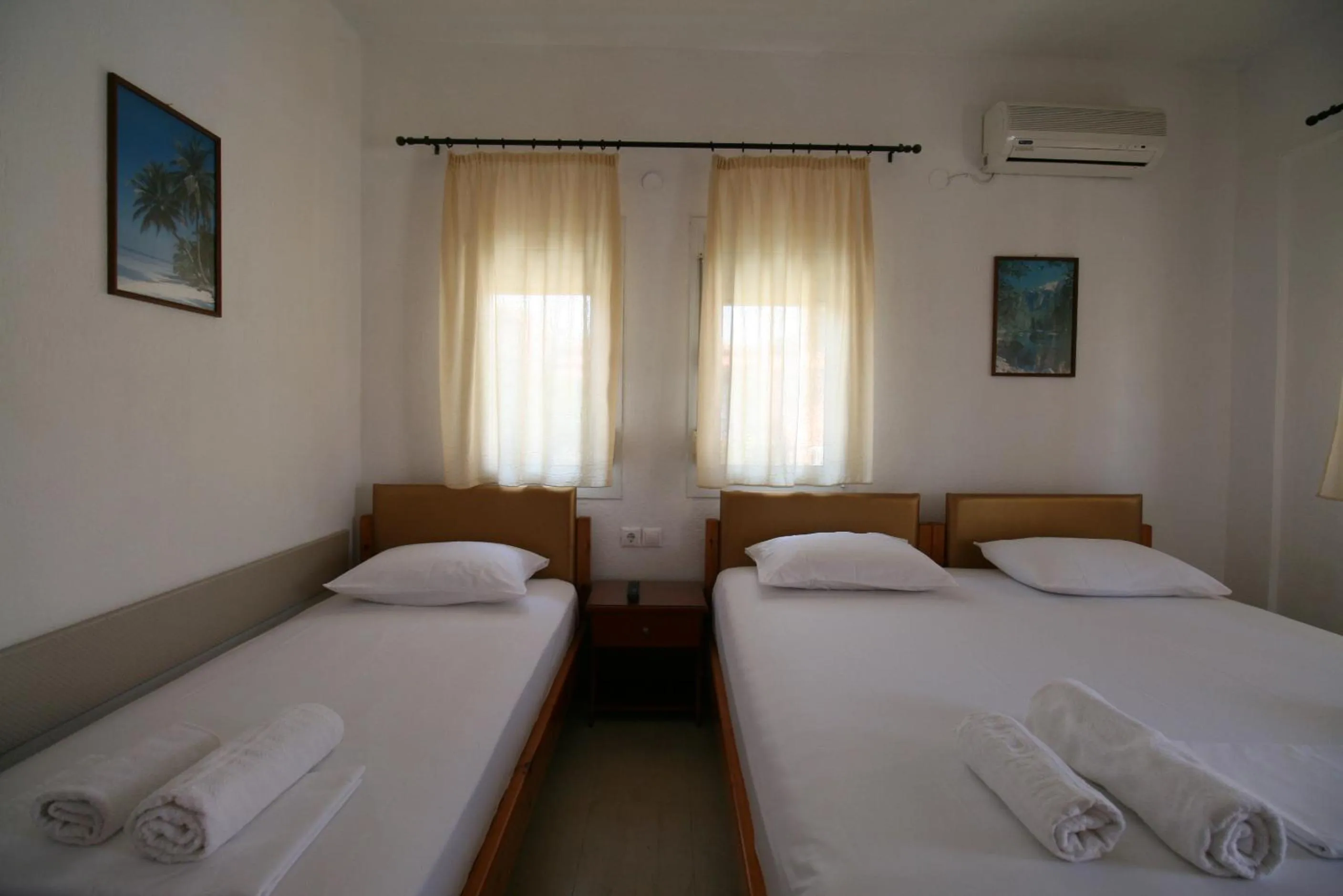 Photo of the whole room in SARTI CENTER studios