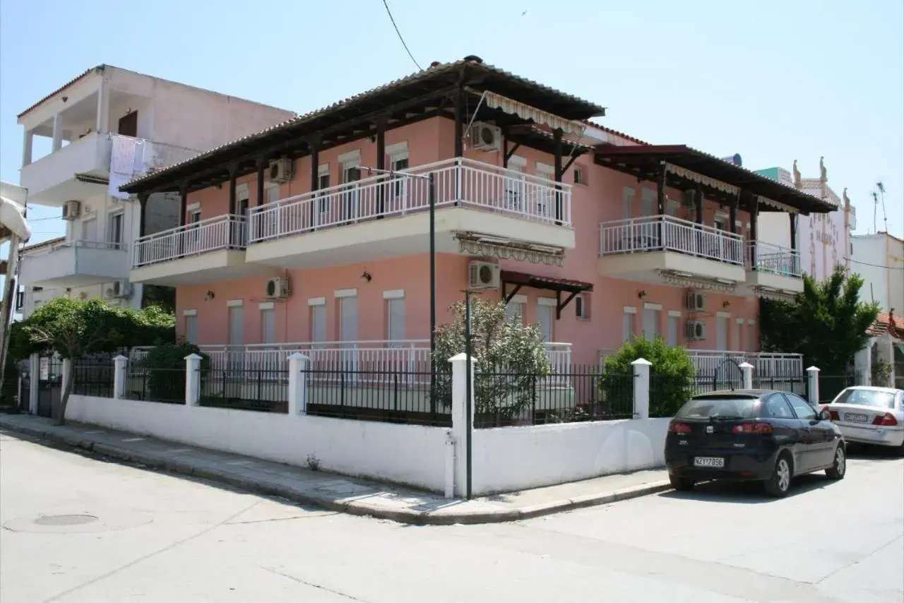 SARTI CENTER studios SARTI CENTER studios