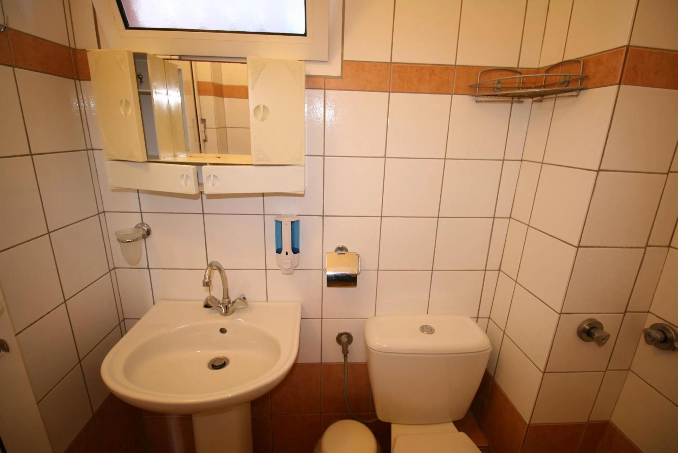 Bathroom in SARTI CENTER studios