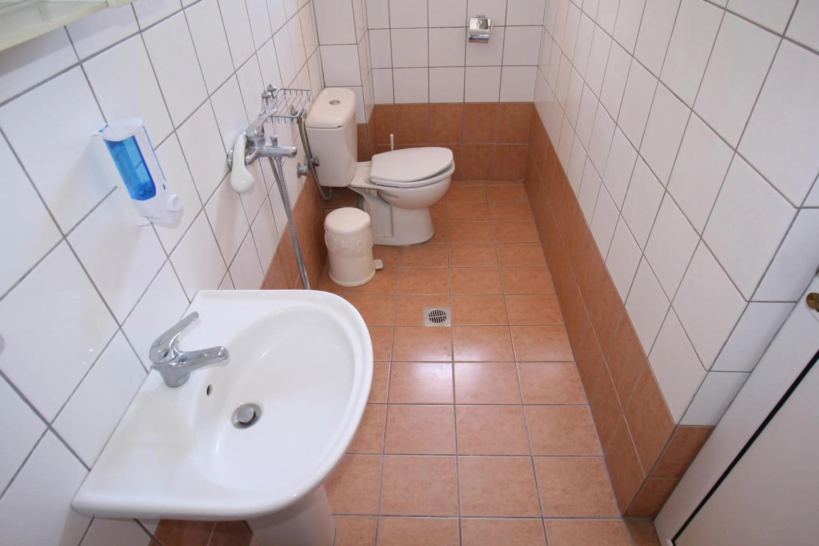 Bathroom in SARTI CENTER studios